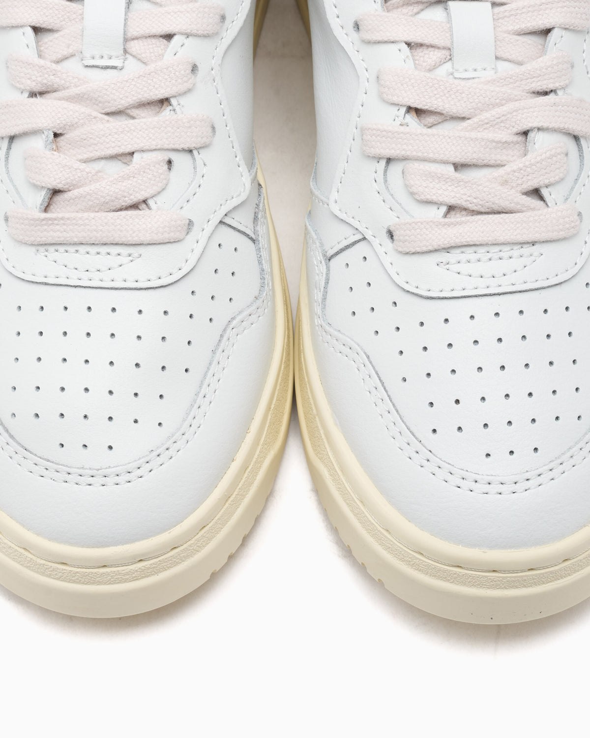 Sneakers Autry Women's Medalist Low - AULWBJ02
