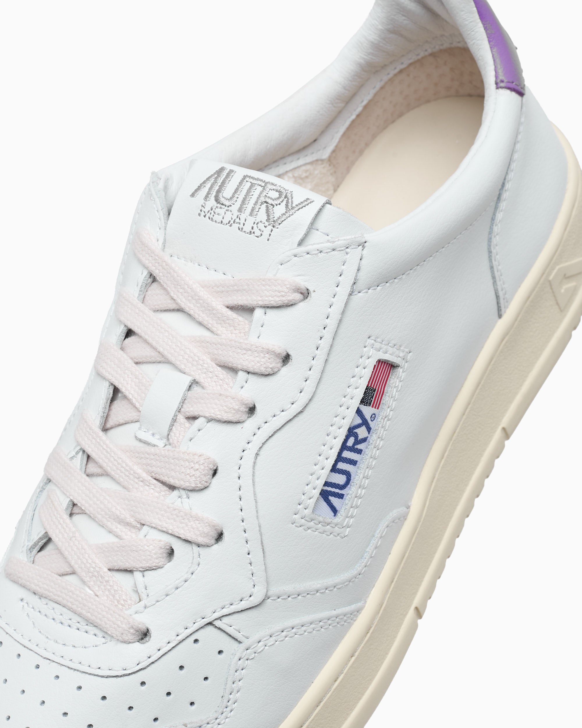Autry Women's Medalist Low Leather