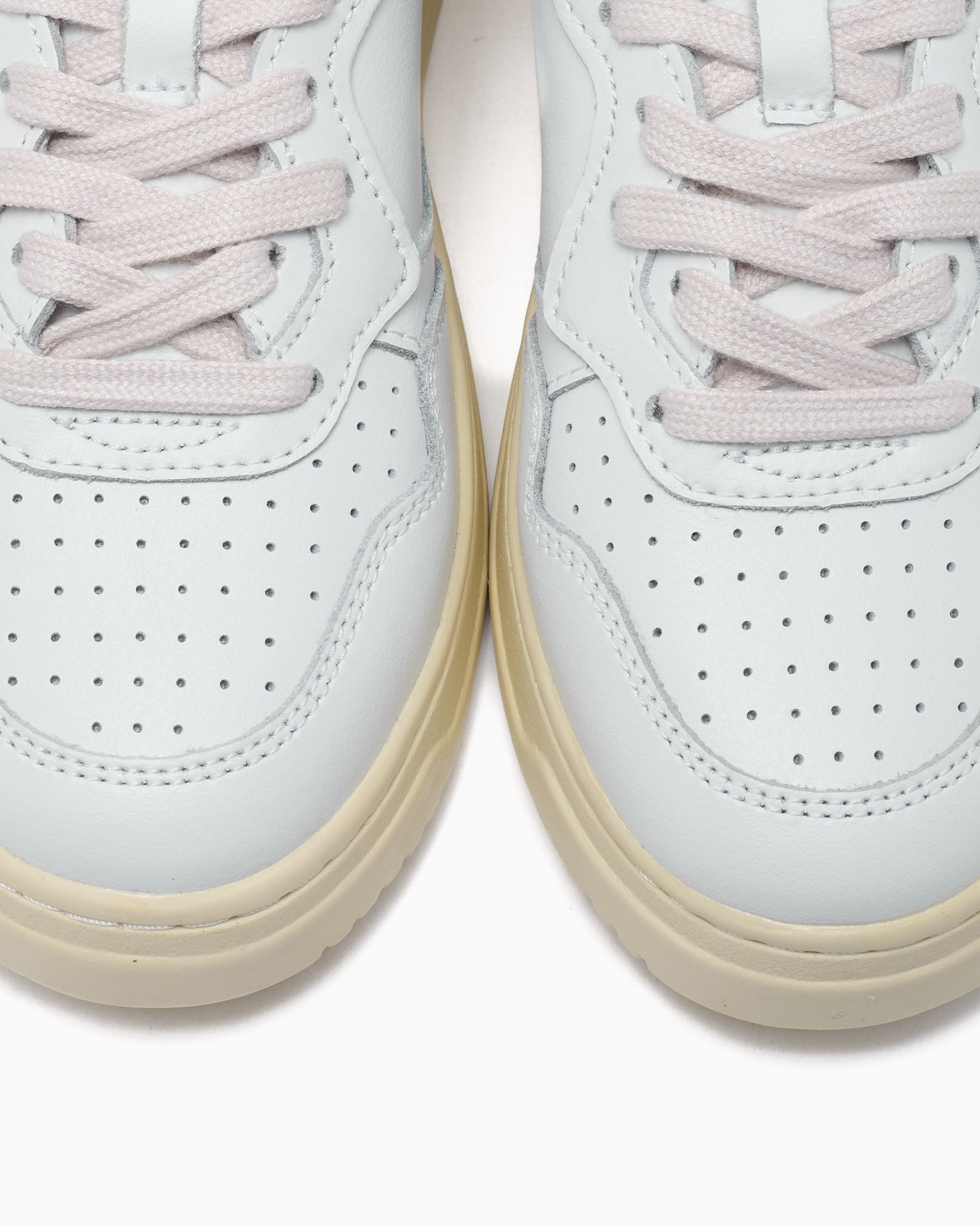 Autry Women's Medalist Low Leather