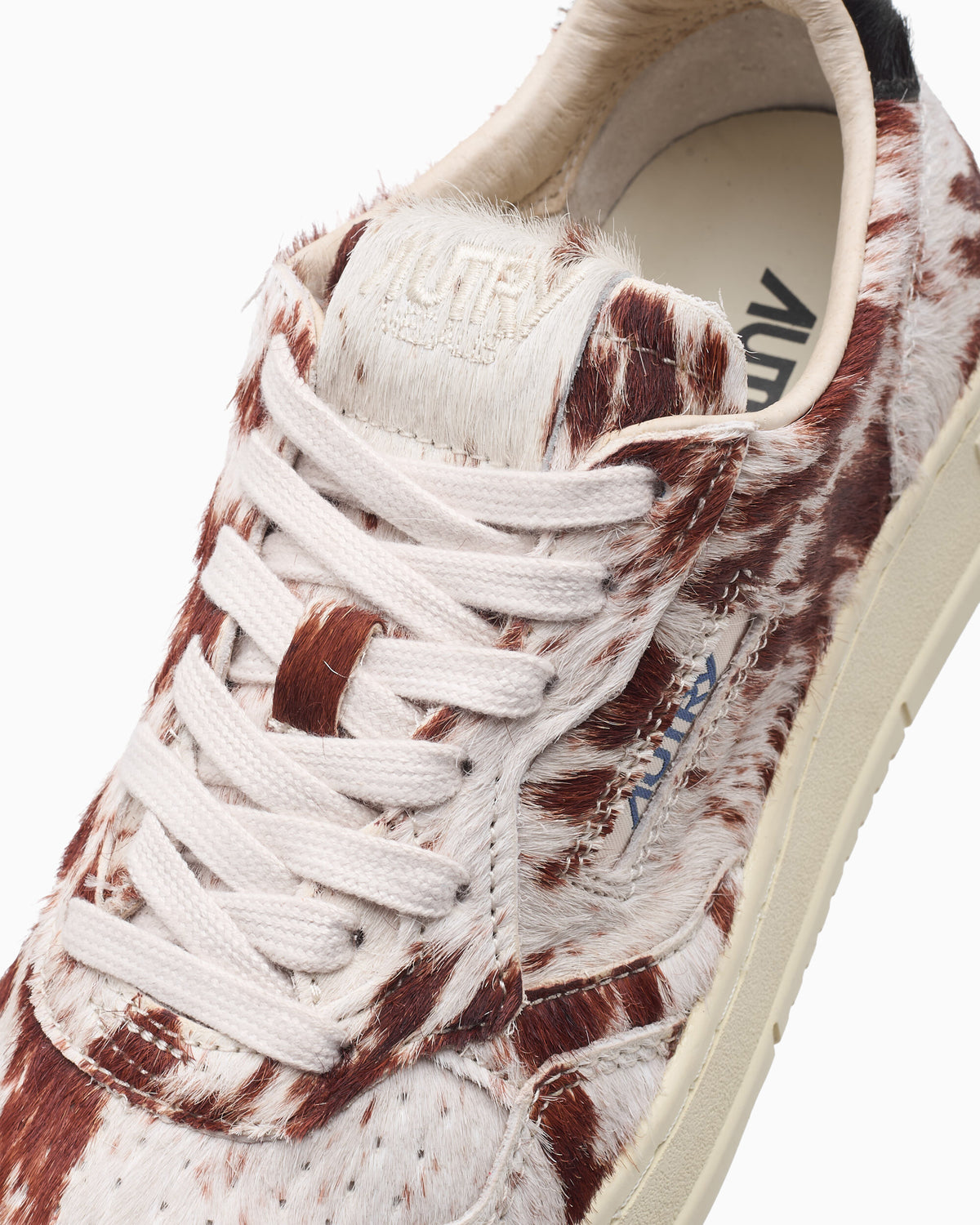 Sneakers Autry Women's Medalist Low "Pony" - AULWJA05