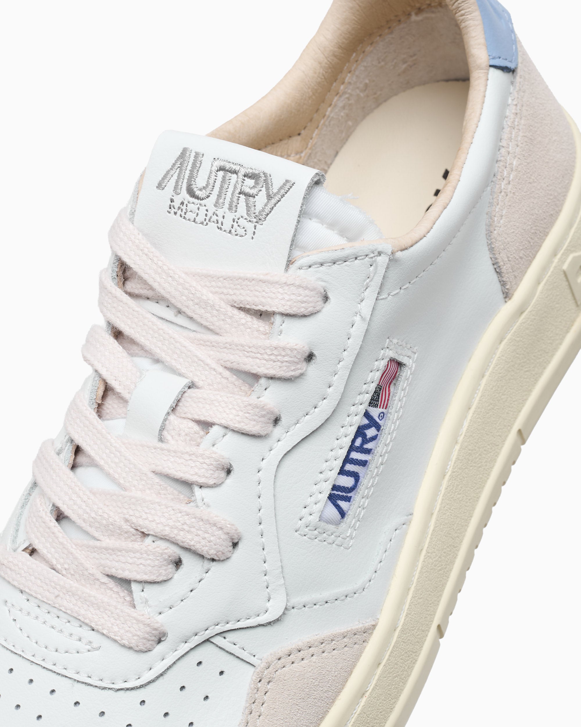 Autry Women's Medalist Low Suede