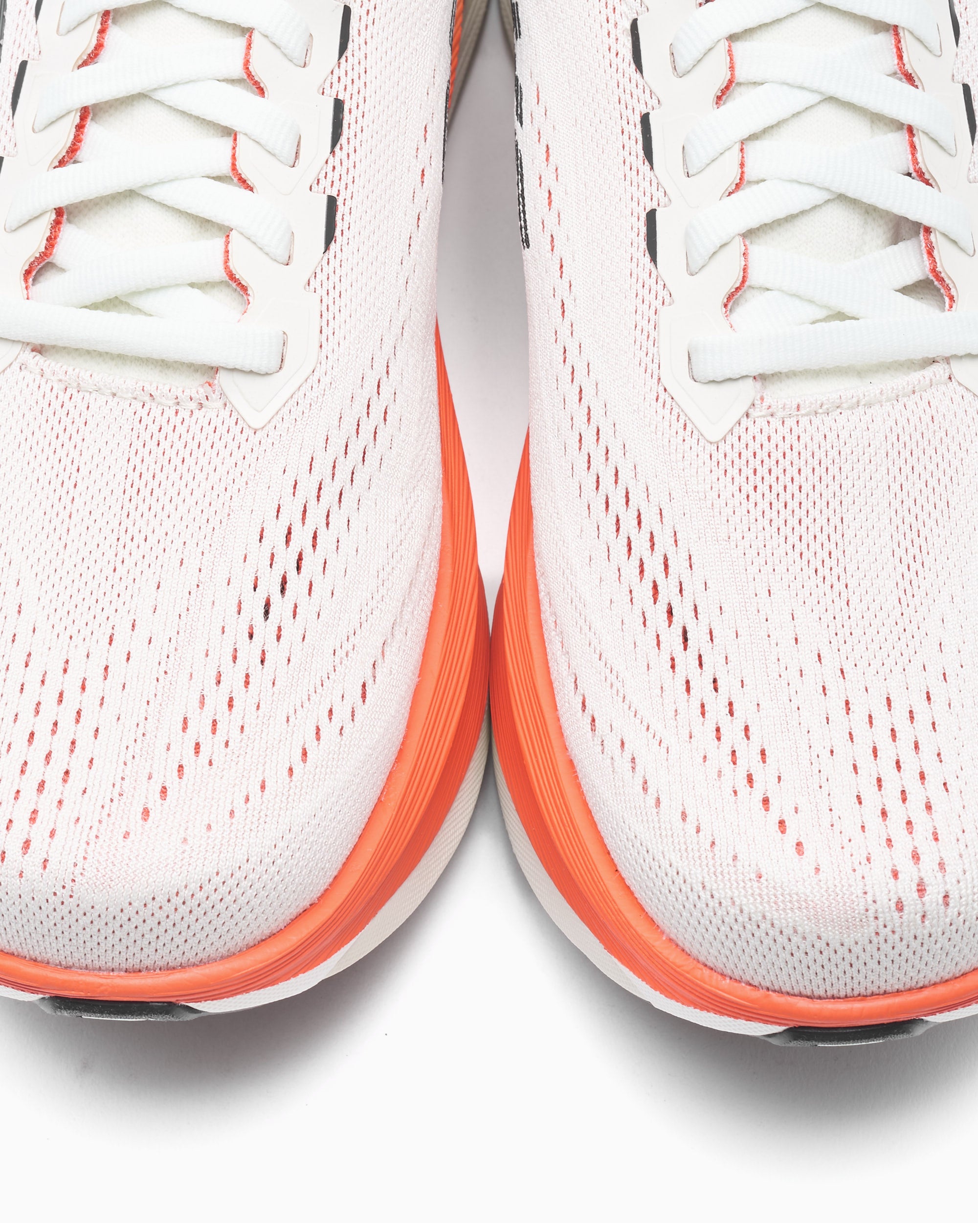 Brooks Hyperion Max 4