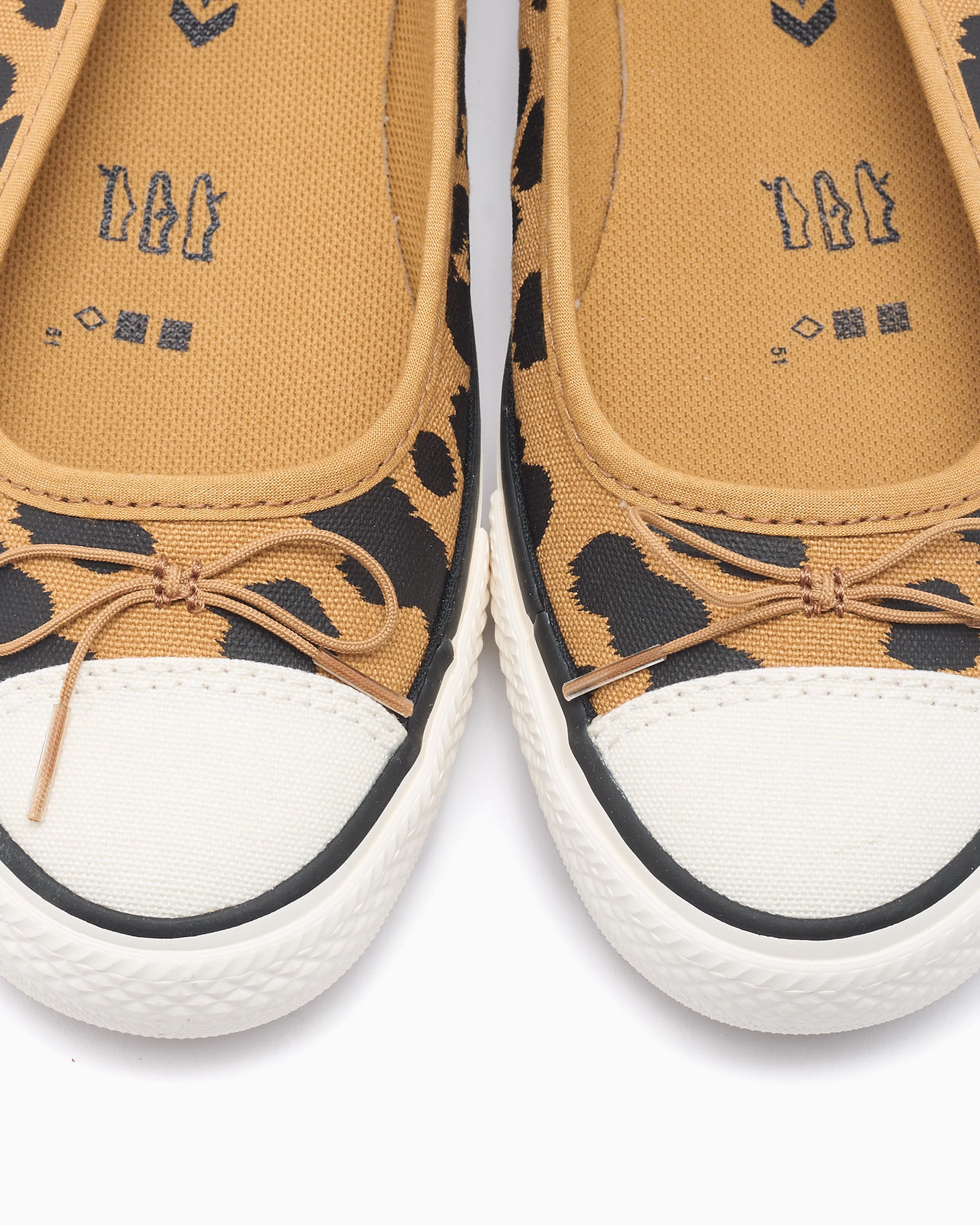 Sneakers Converse Chuck Taylor All Star Dainty Ballerina "Cow" - A17865C