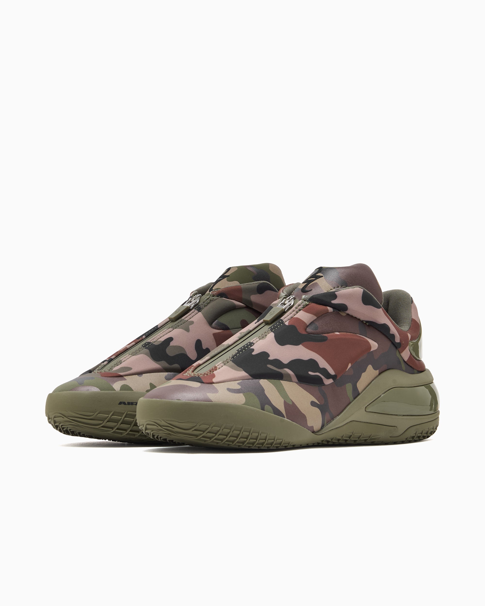 Converse Shai 001 