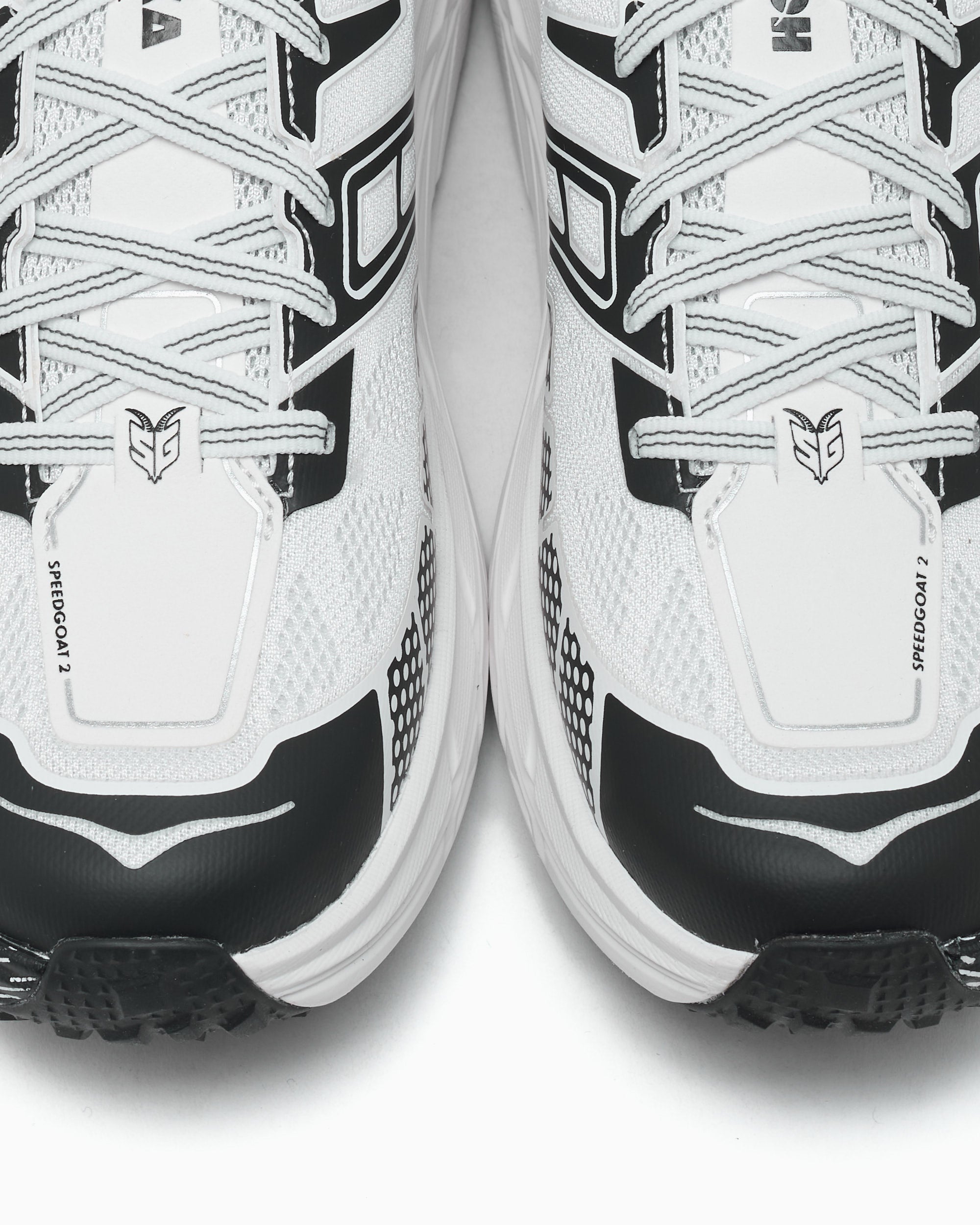 ウオッカ 様@AF x 2 HOKA Speedgoat 2 Vibram
