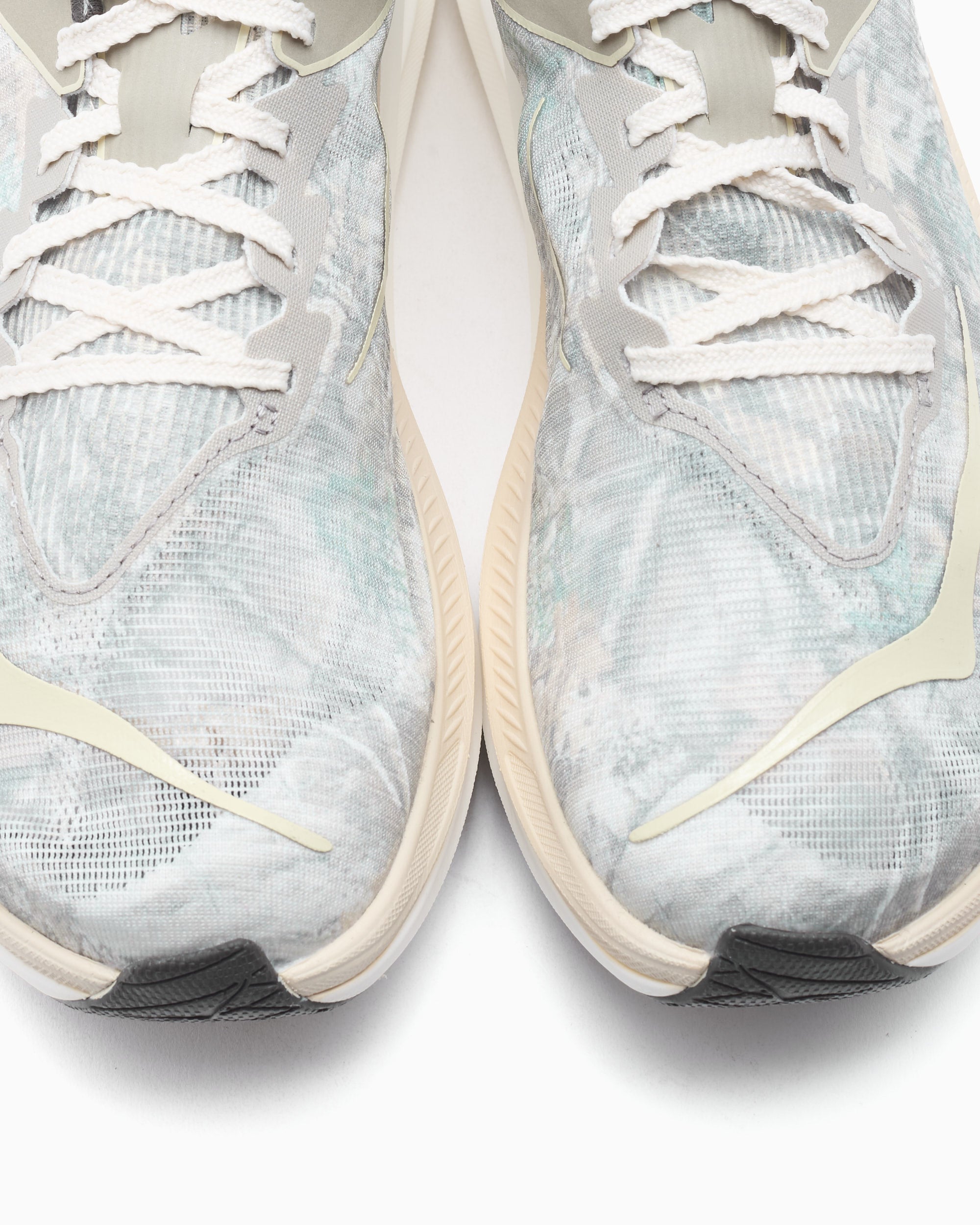 HOKA x John Elliott Rocket X 3