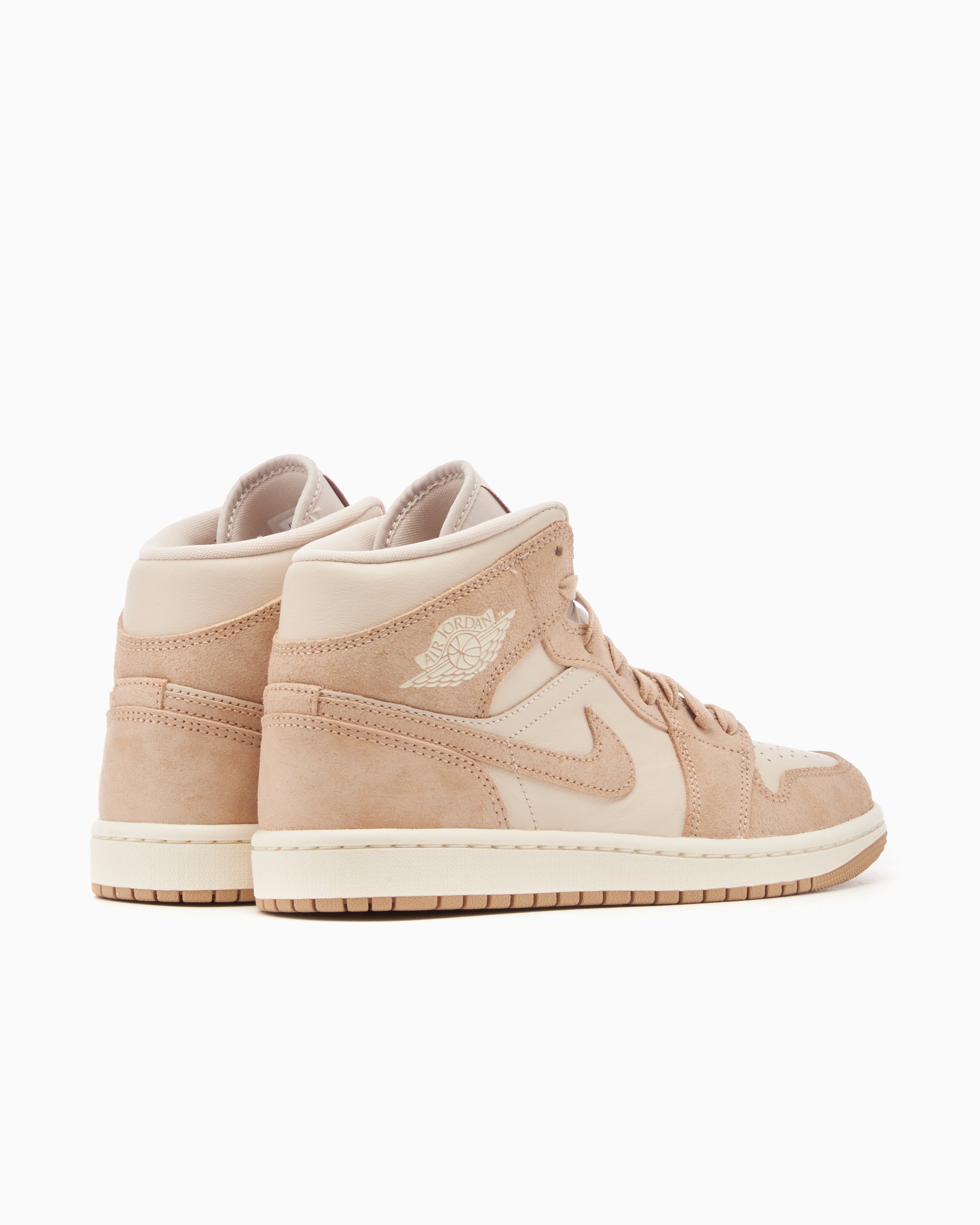 Jordan Women's 1 Mid SE 