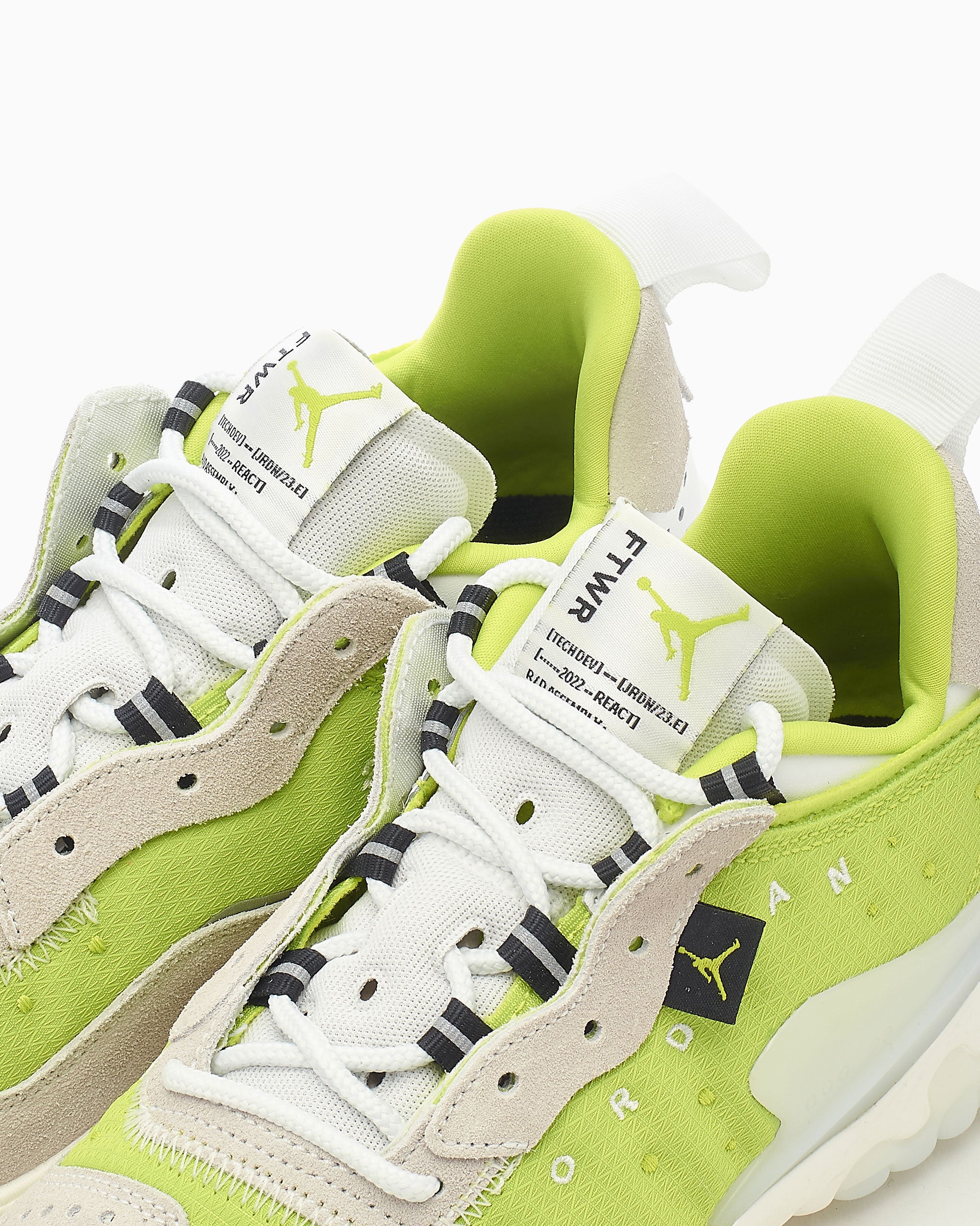 Jordan Women's Delta 2