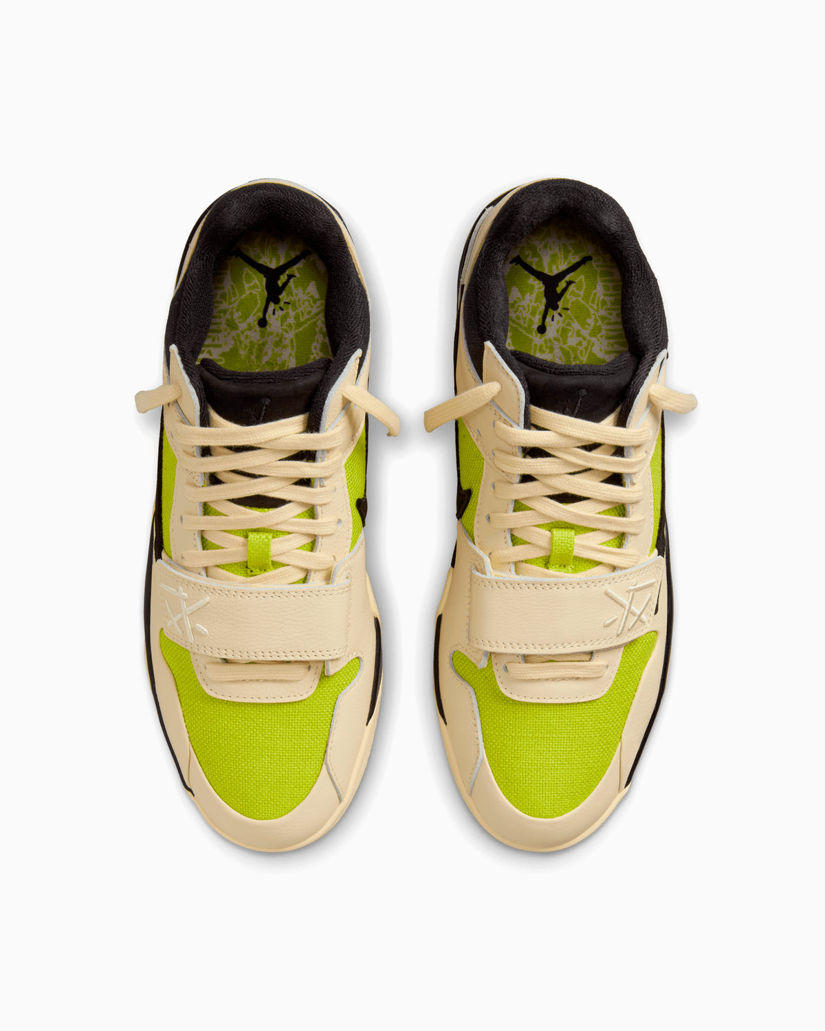 sneakers-jordan-x-travis-scott 