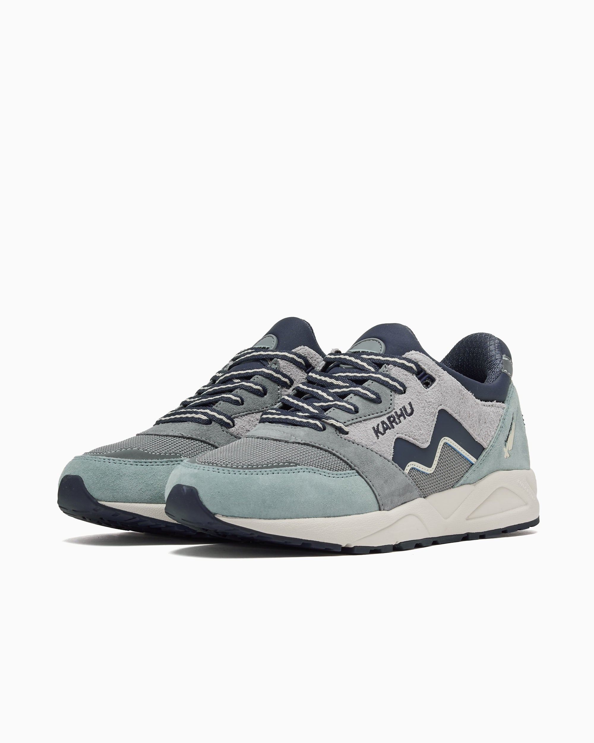 Sneakers Karhu Aria 95 - F803129
