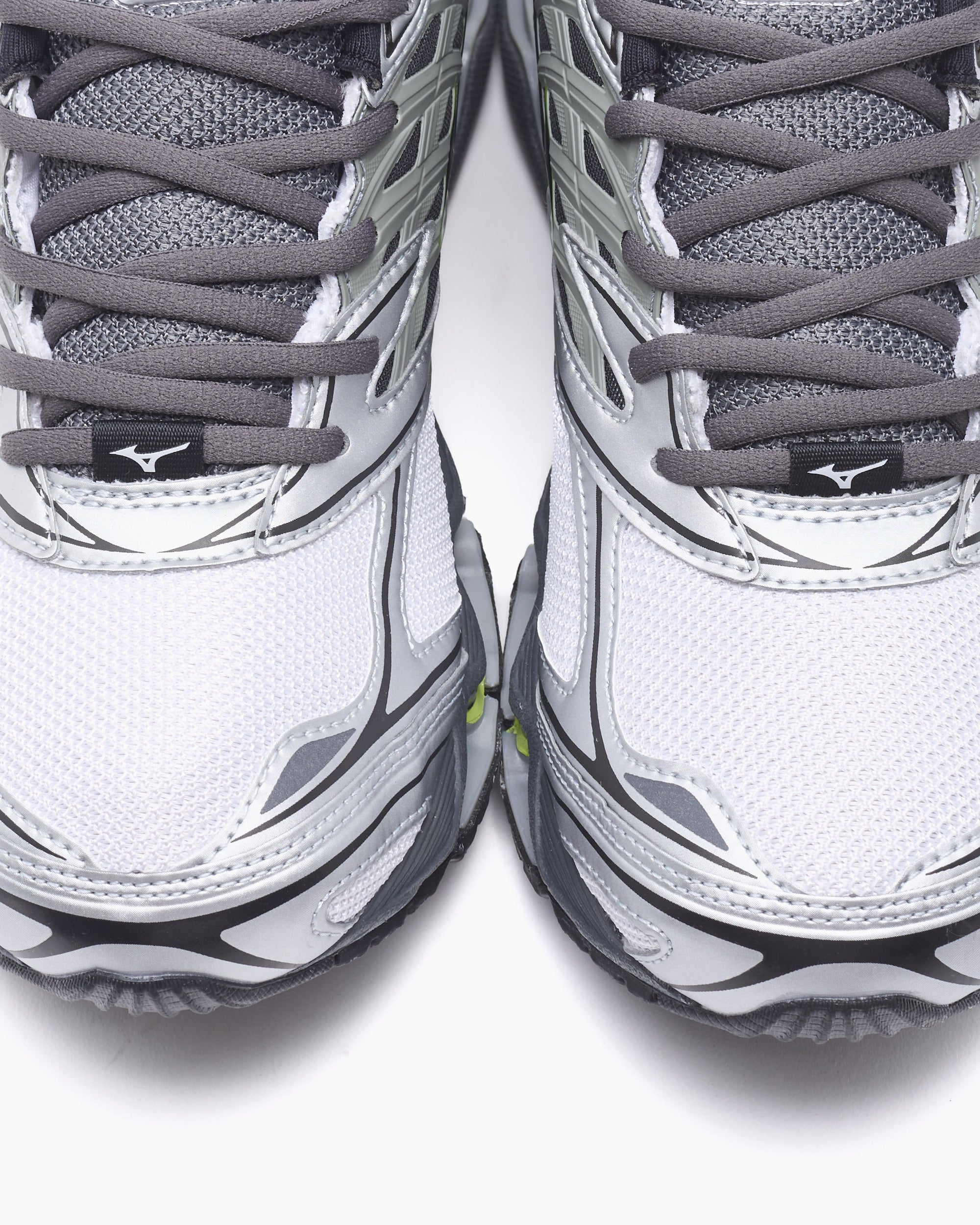 Mizuno Wave Prophecy LS