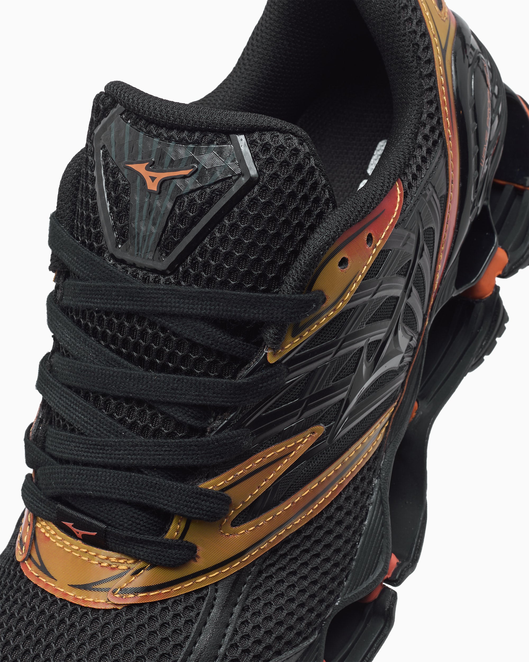 Mizuno Wave Prophecy LS 