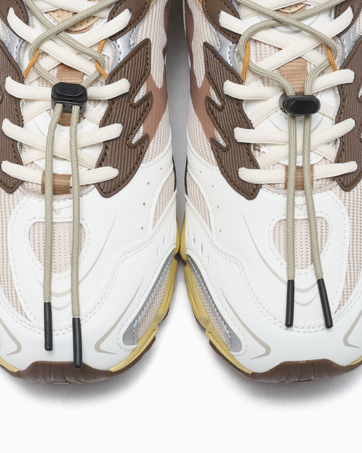 Mizuno x AFEW MXR 