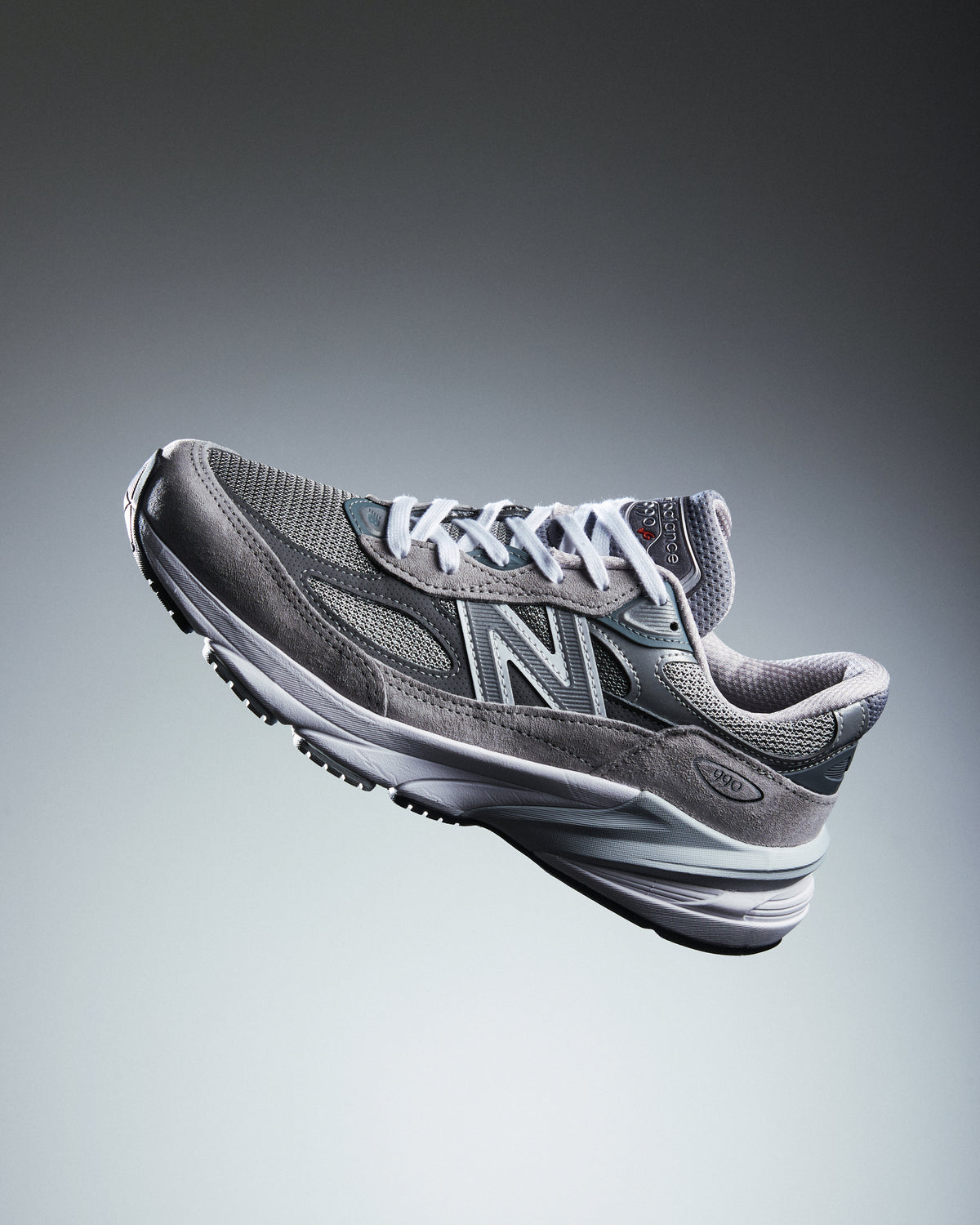 sneakers-new-balance-m990v6- 