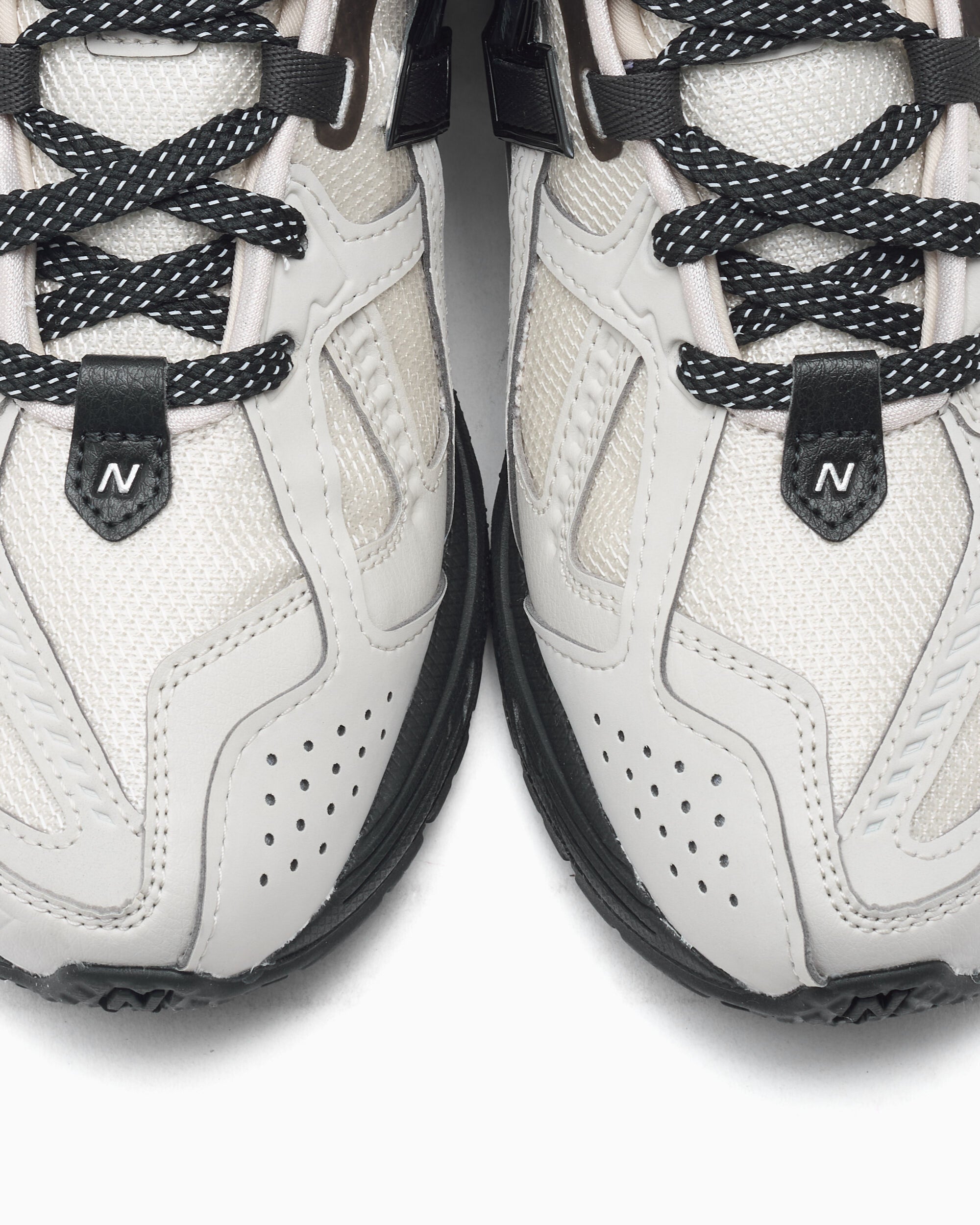 New Balance U1906 81D