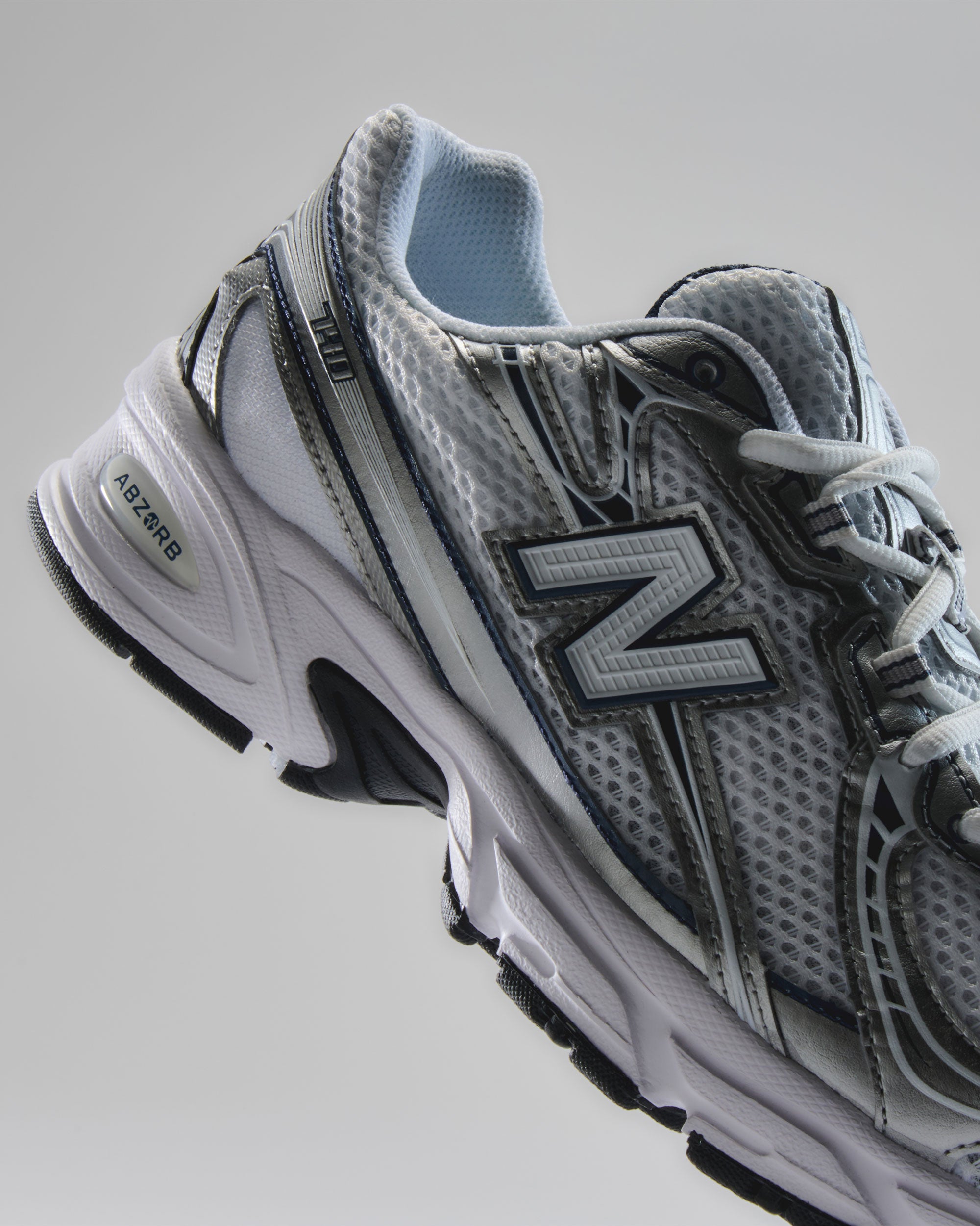 New Balance U740 WN2