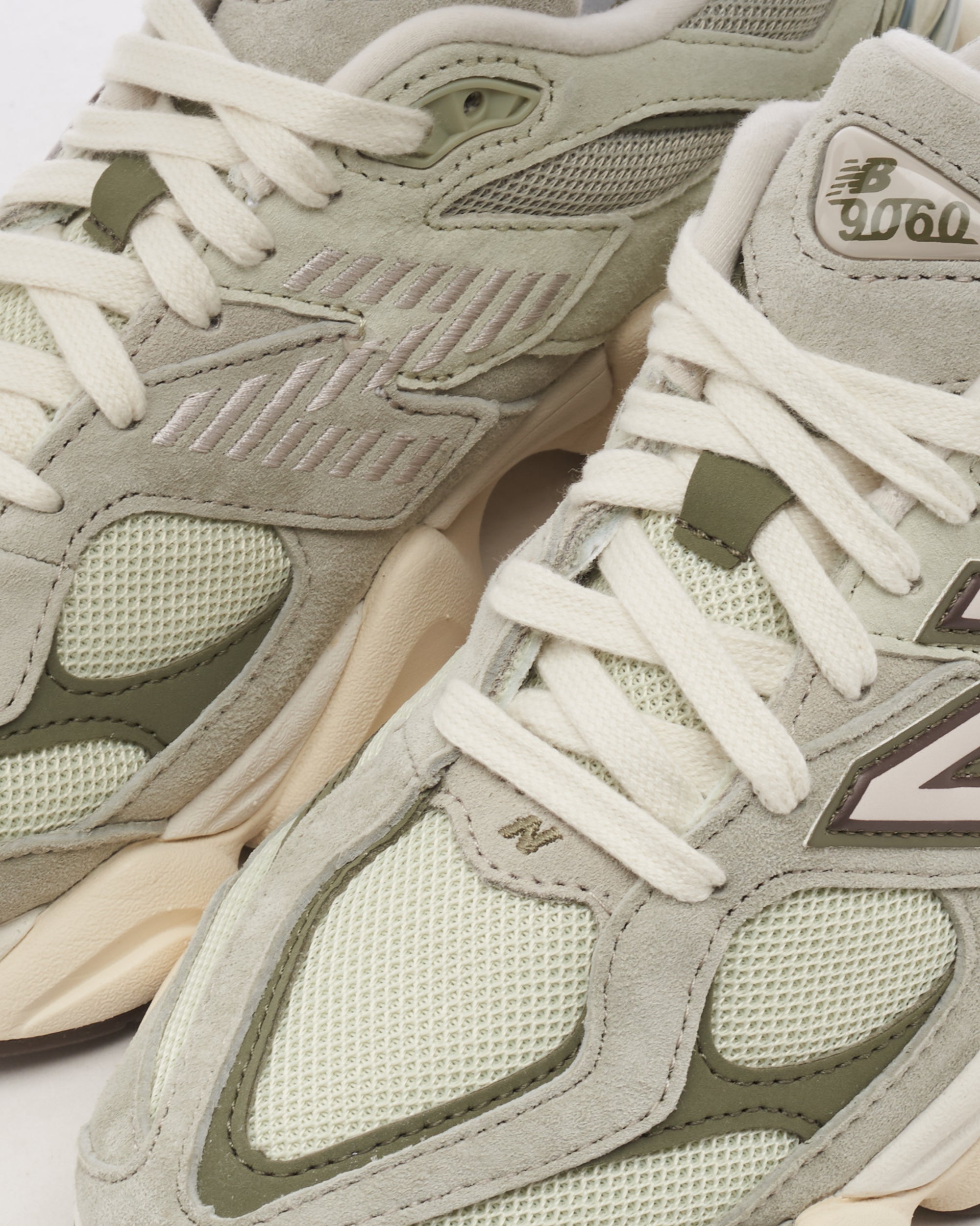 sneakers-new-balance-u9060-eec