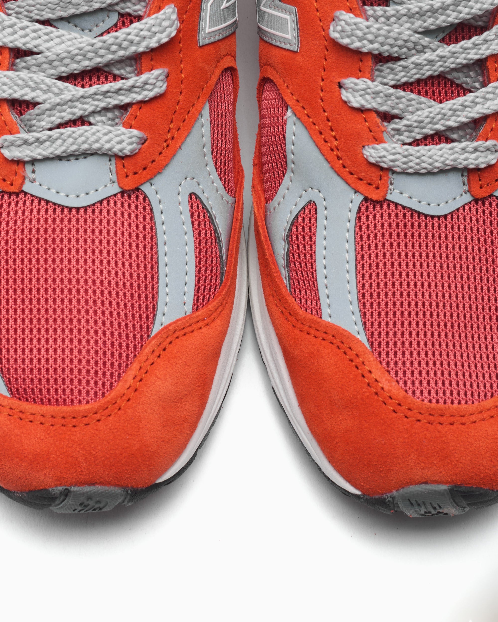 New Balance U991v2 VO2 
