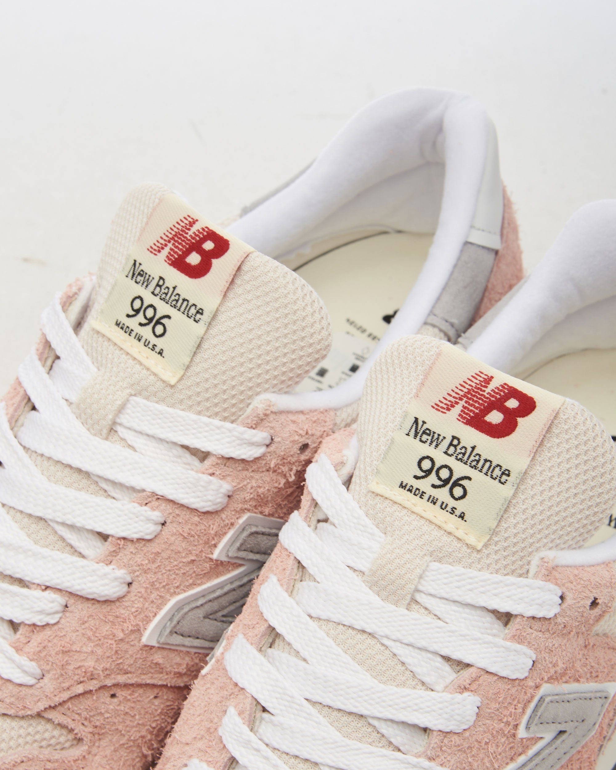 フットボールT made in USA New Balance U996 TA 