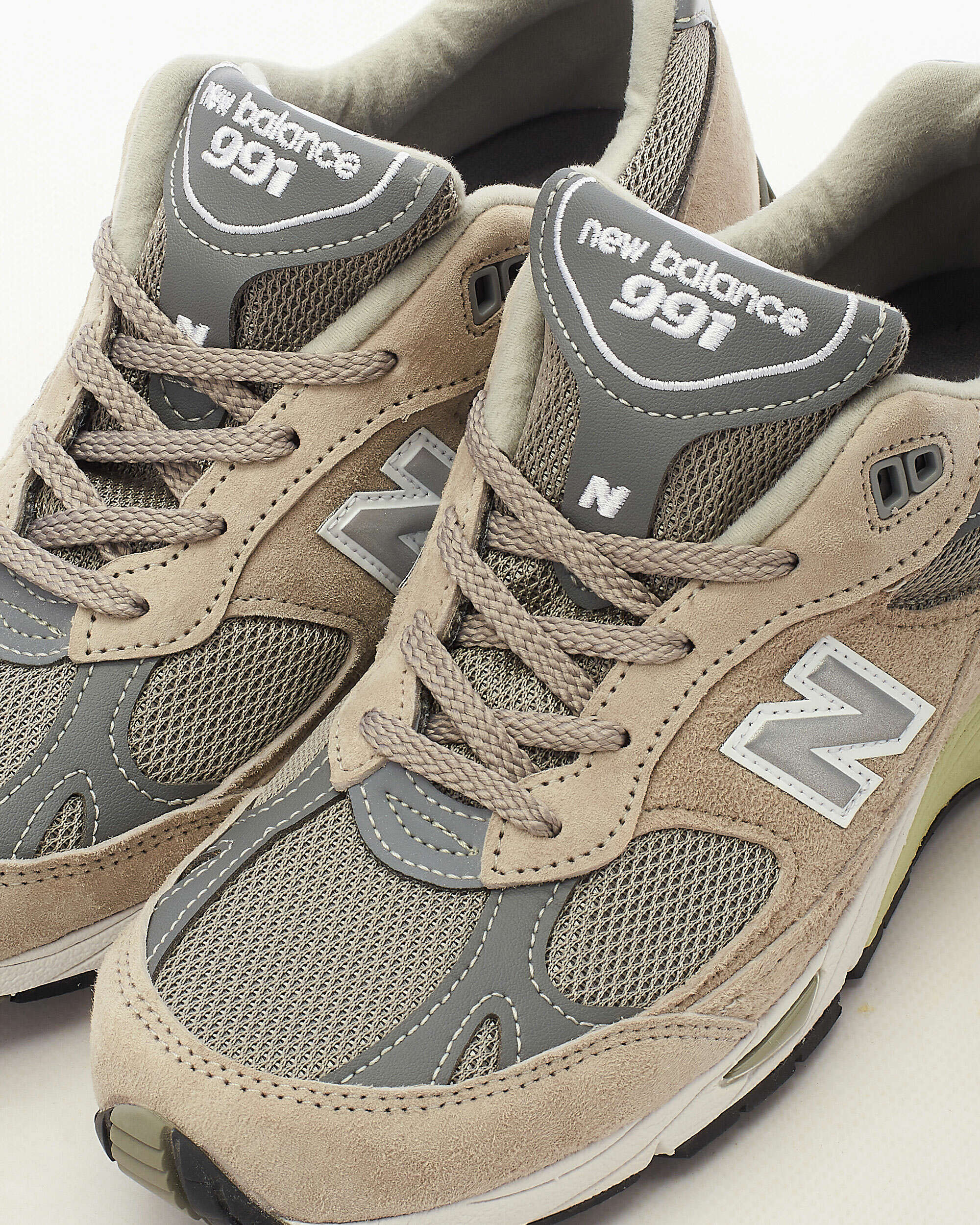 New Balance Women's W991 GL