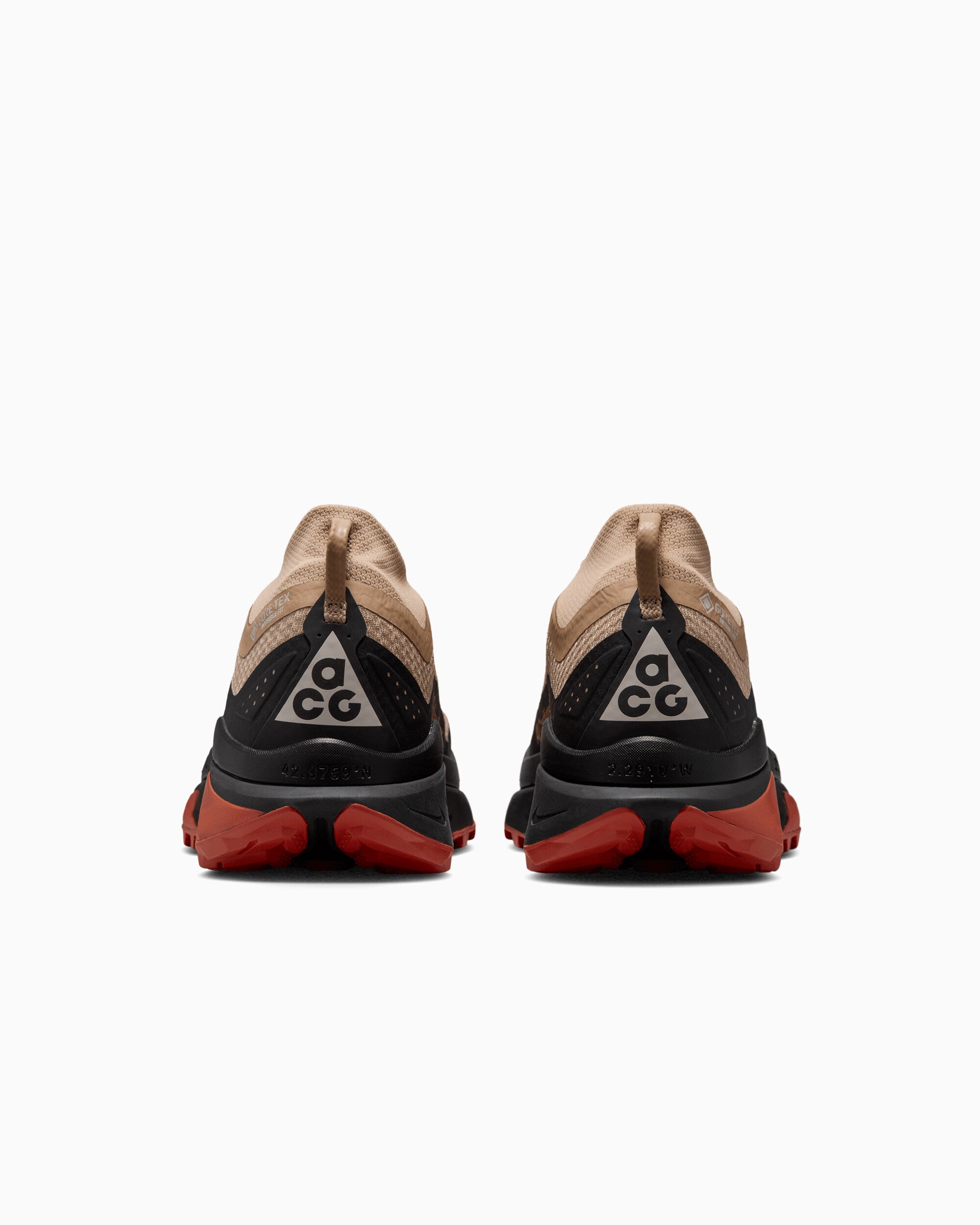 sneakers-nike-acg-zegama-trail