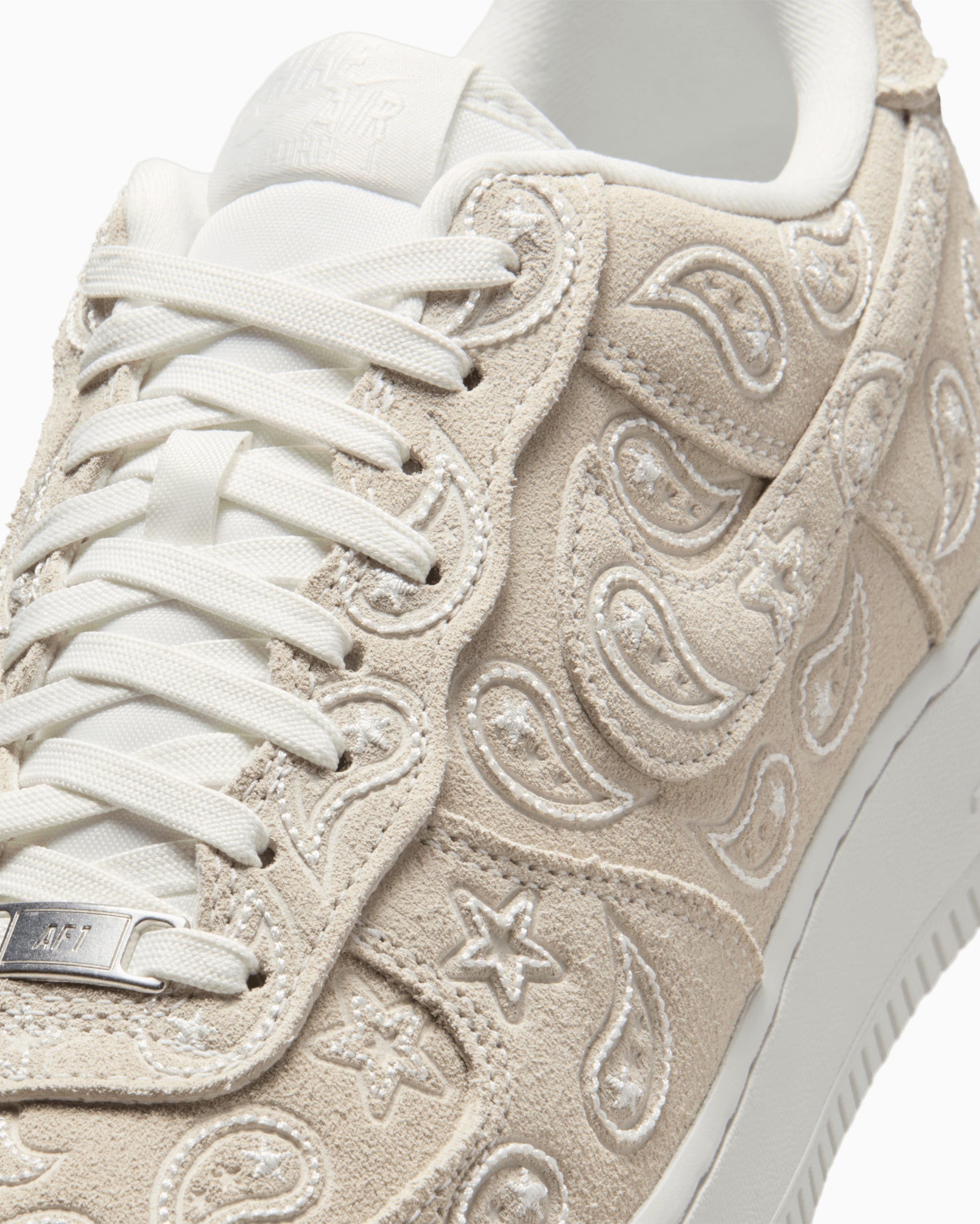 Nike Air Force 1 '07 LV8 