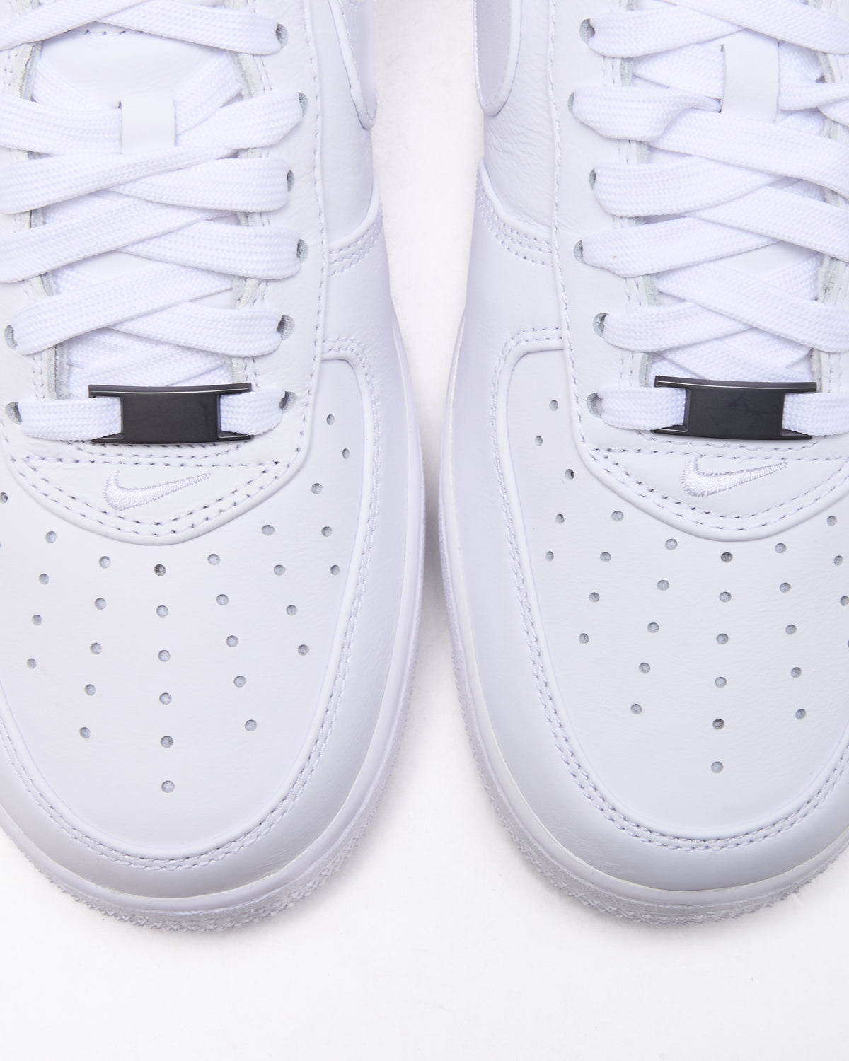 sneakers-nike-air-force-1-low- 
