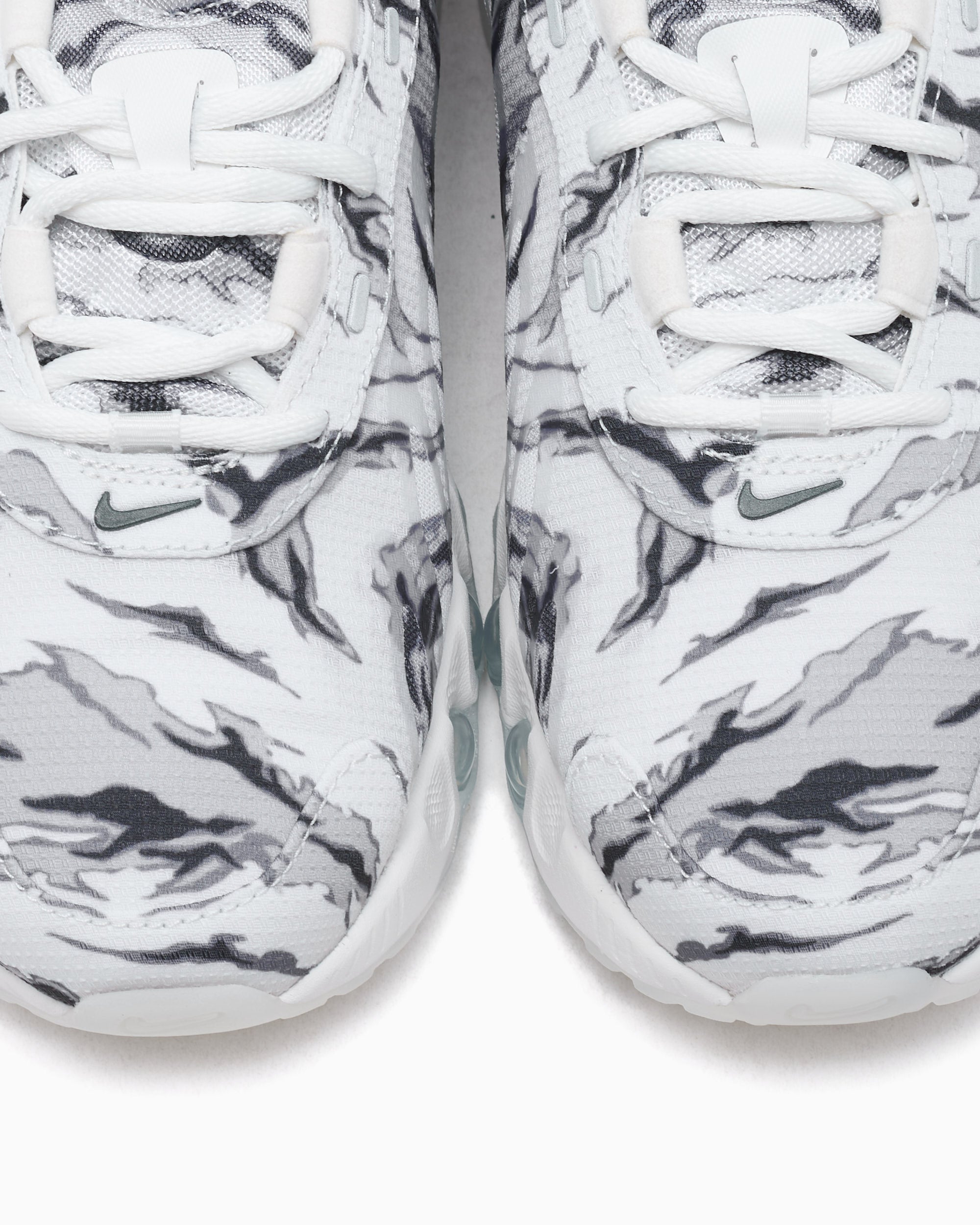 Nike Air Max DN8 Premium 