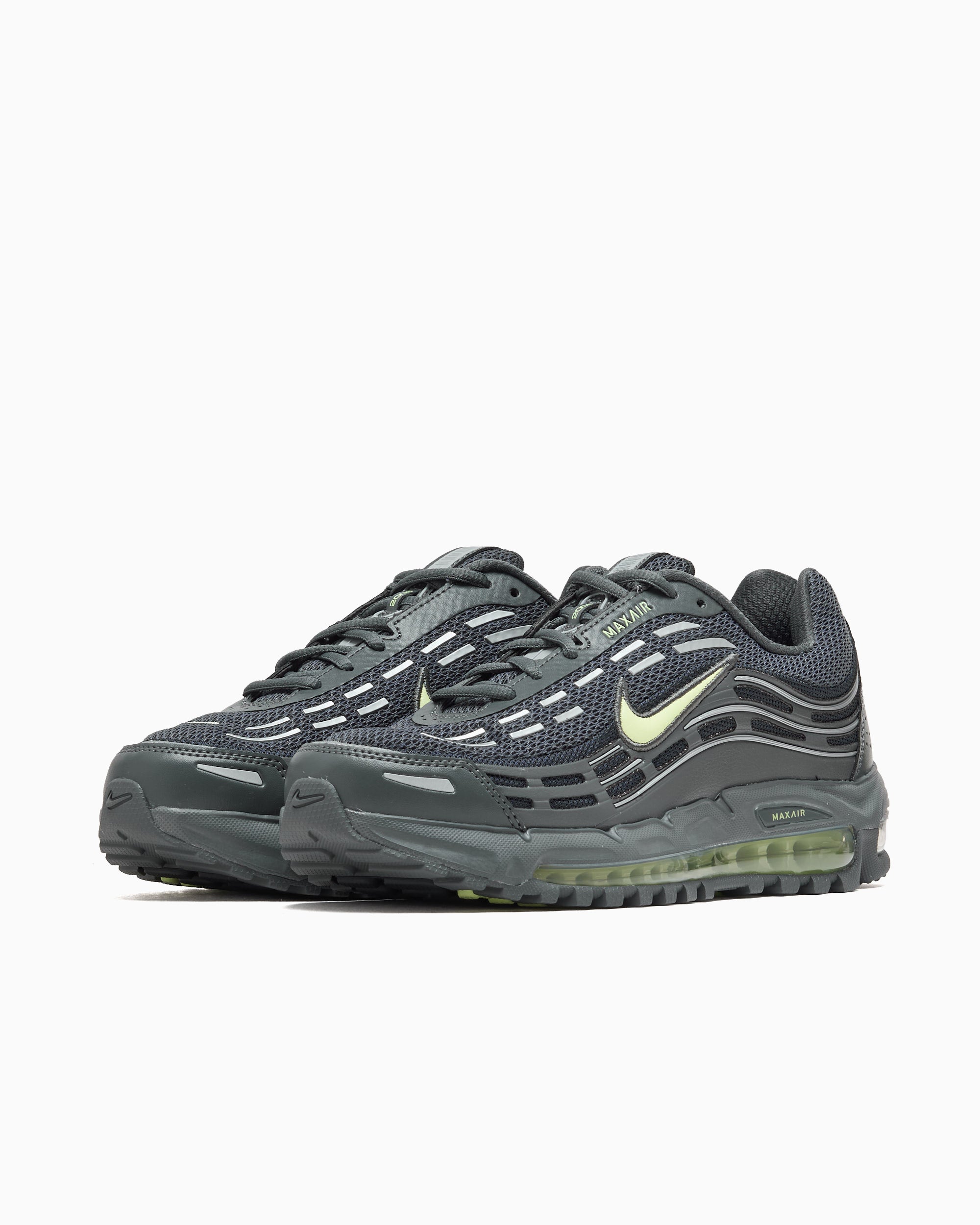 sneakers-nike-air-max-tl-25-