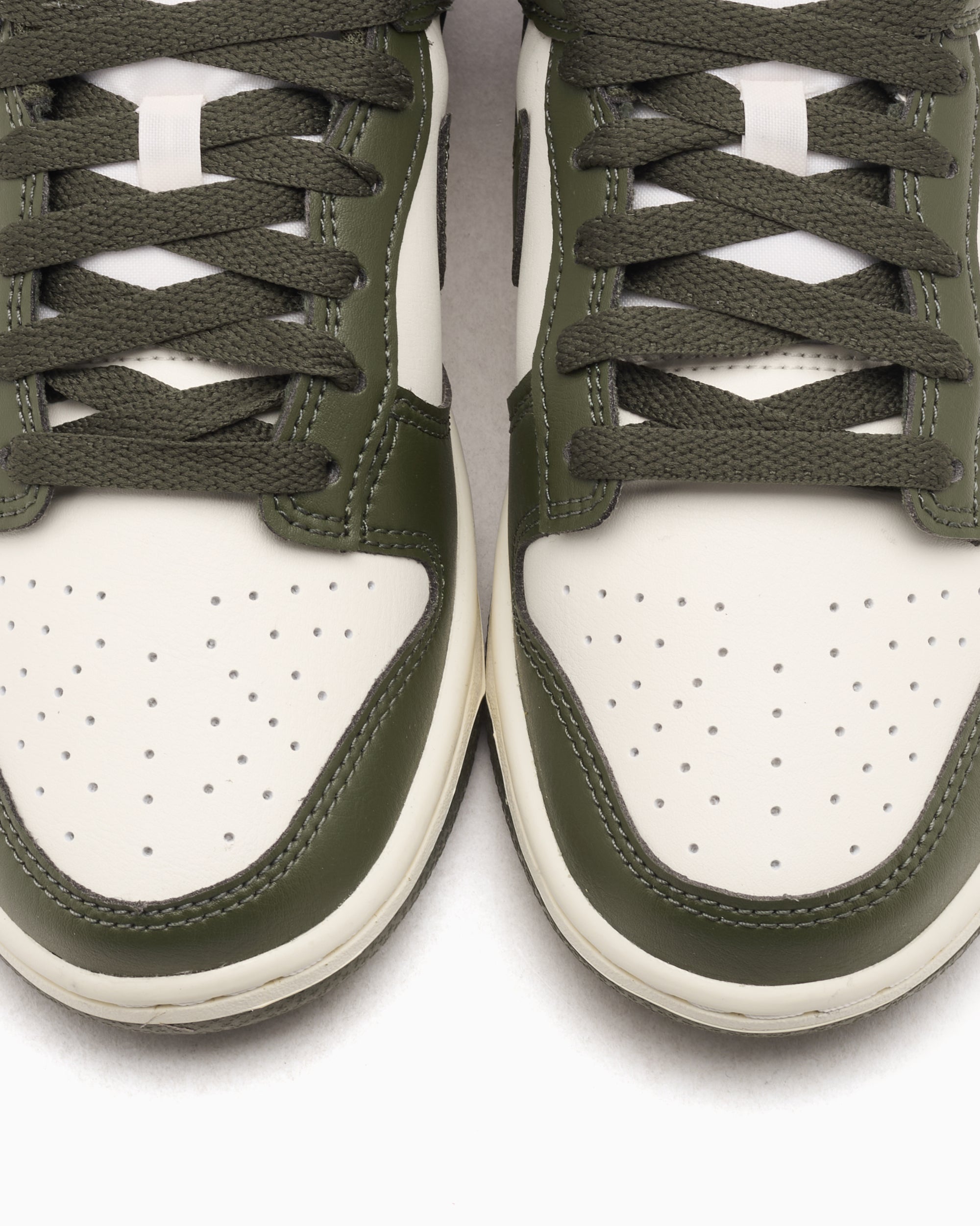 Nike Dunk Low Retro