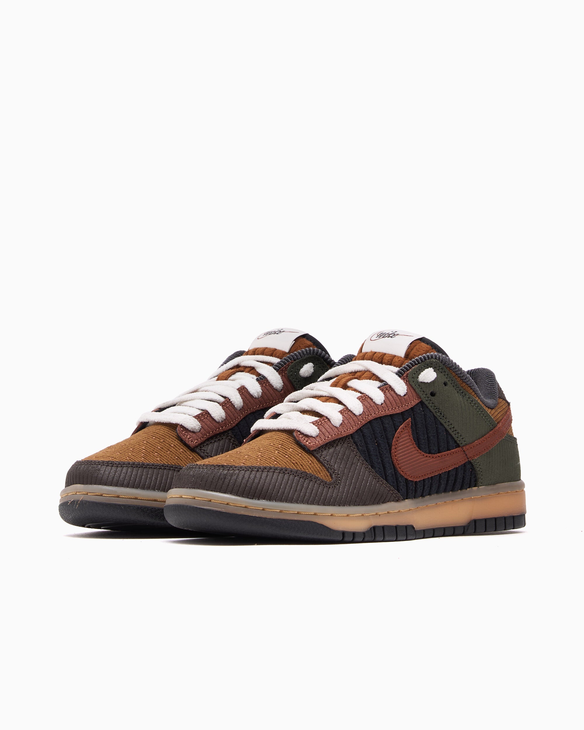 Sneakers Nike Dunk Low Retro Premium "Corduroy" - IB7746-201