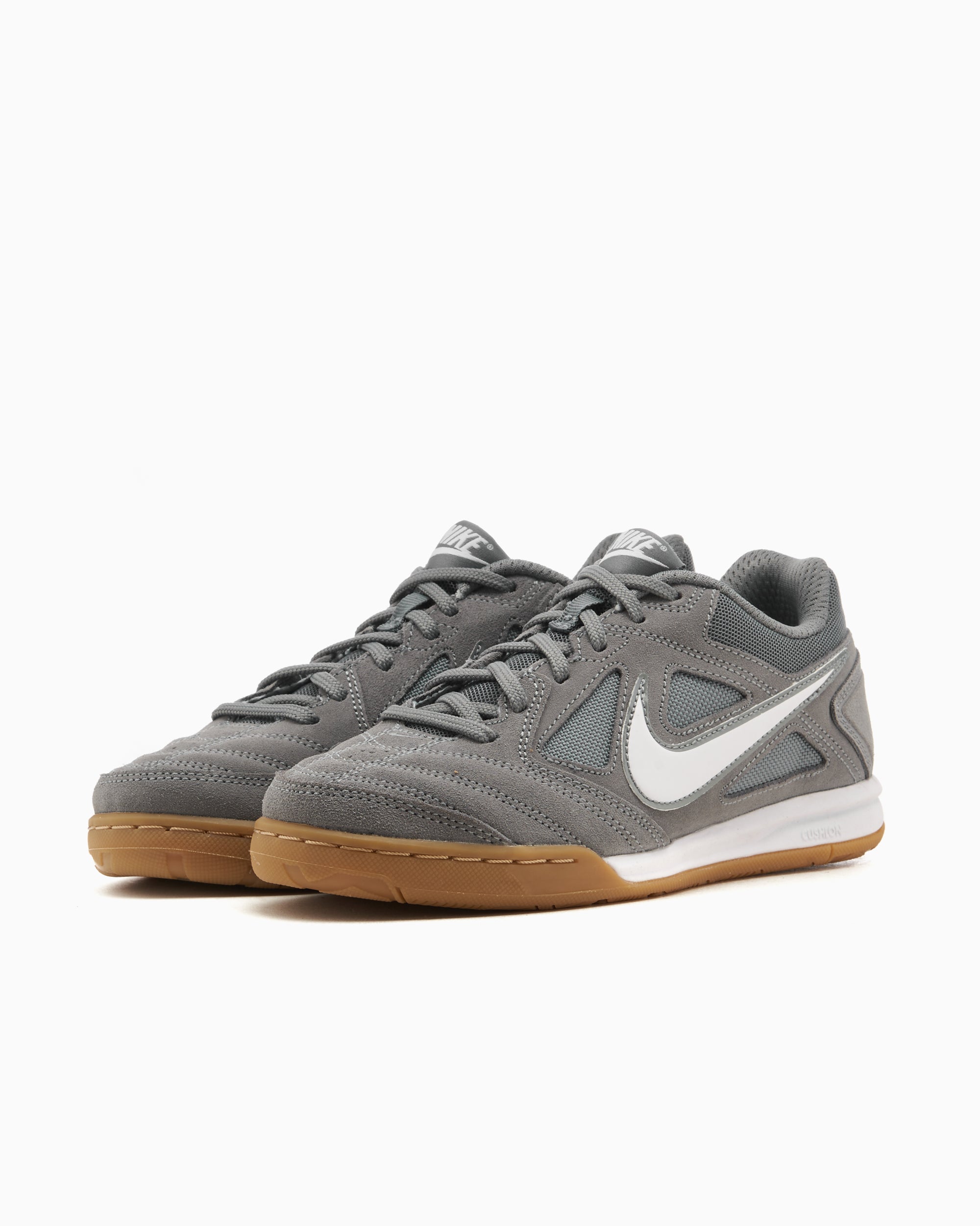 Nike Gato