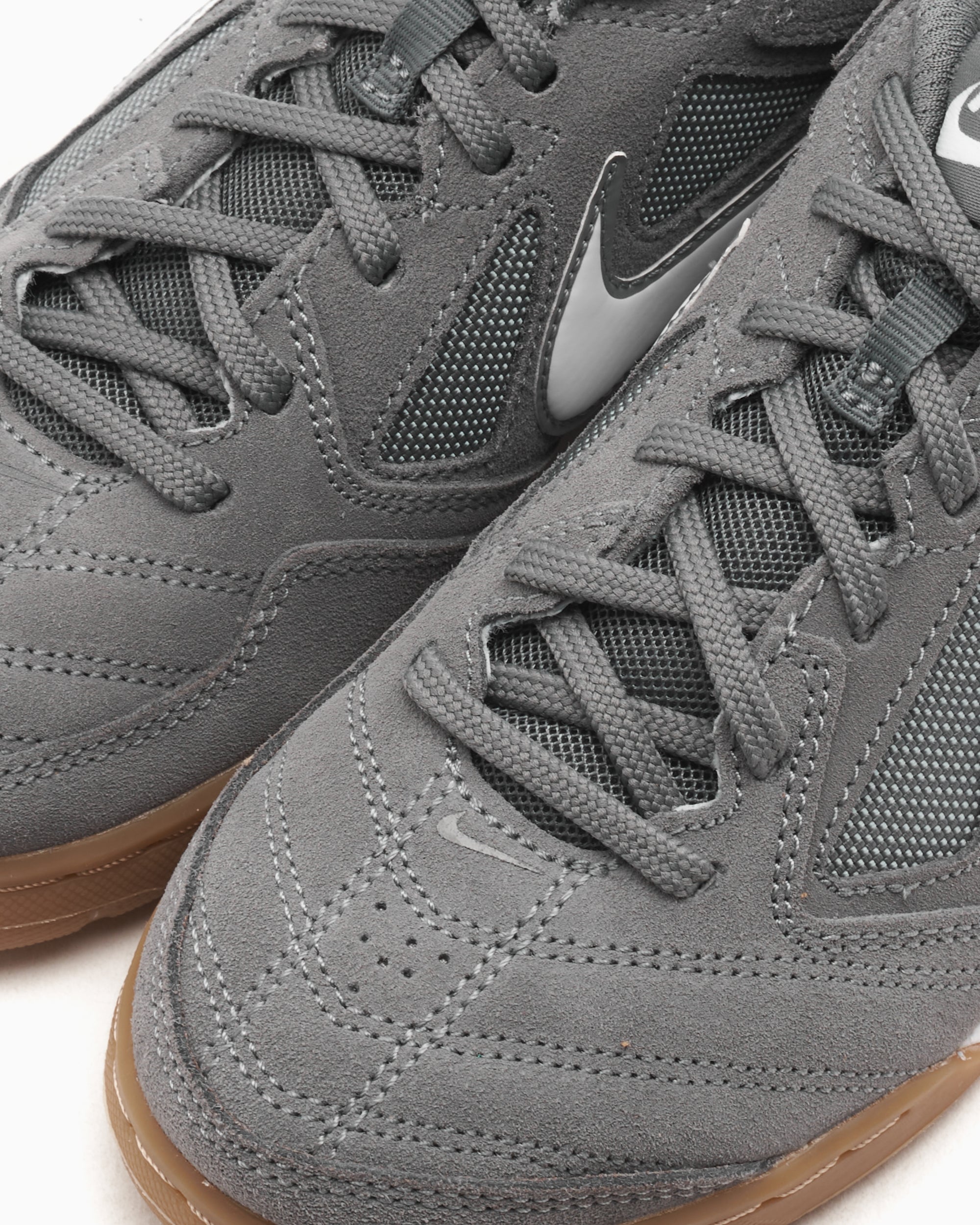 Nike Gato