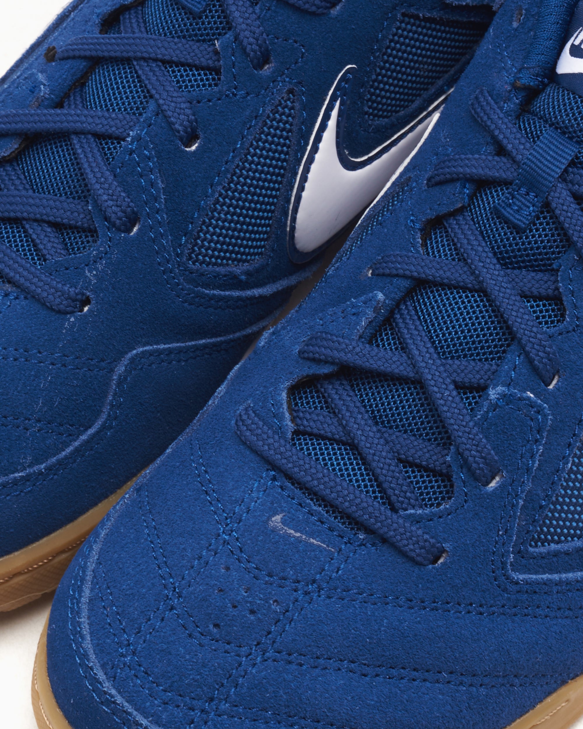 Nike Gato