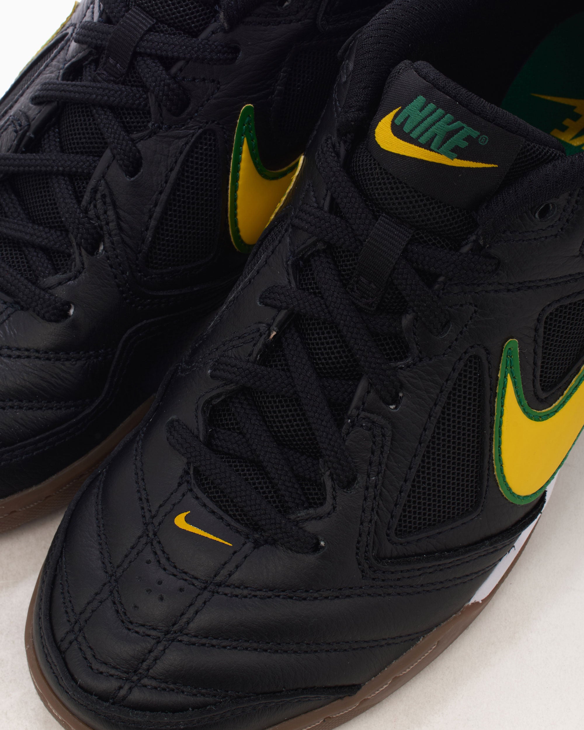 その他 Gato Nike Gato