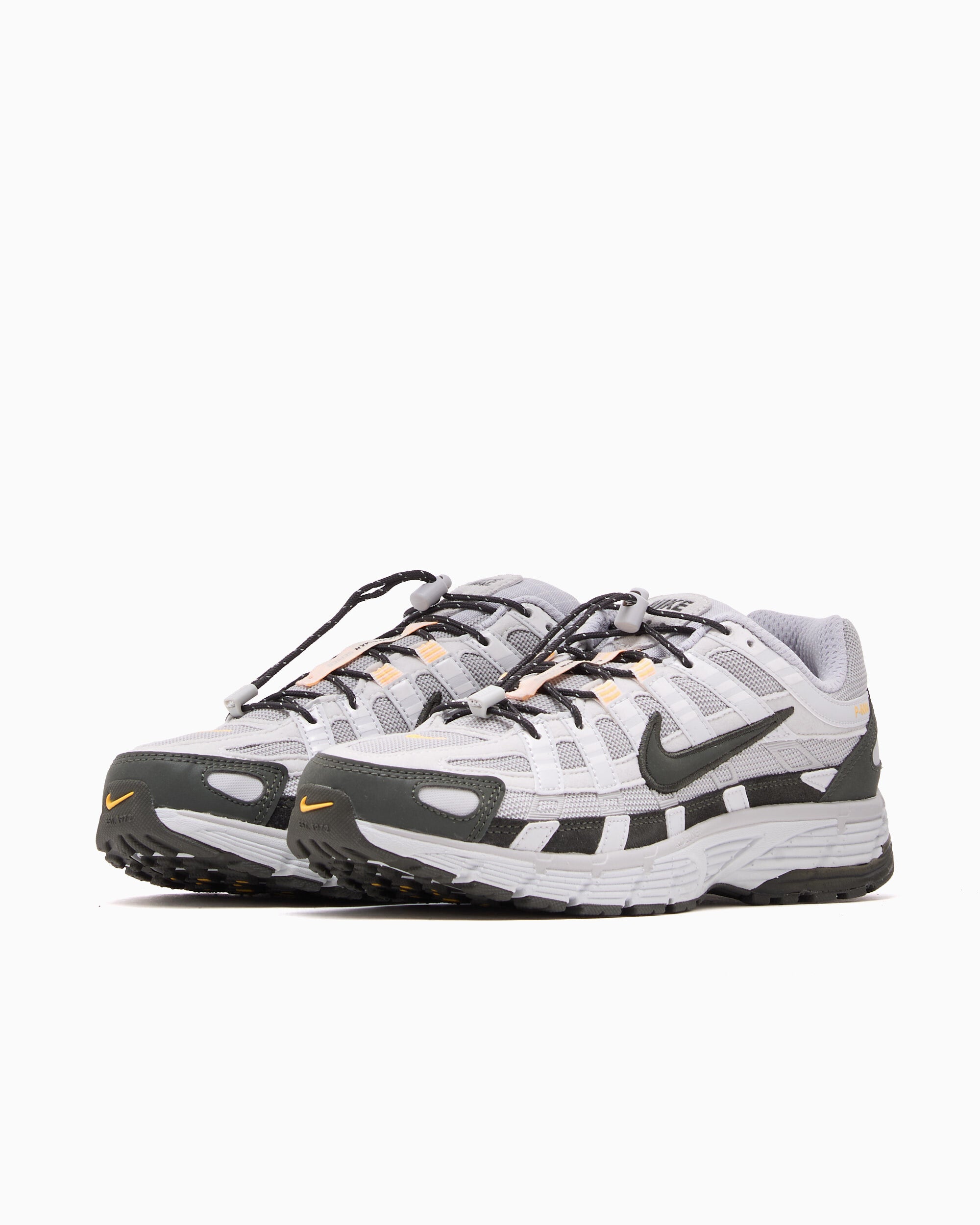 Sneakers Nike P-6000 - HQ3818-002