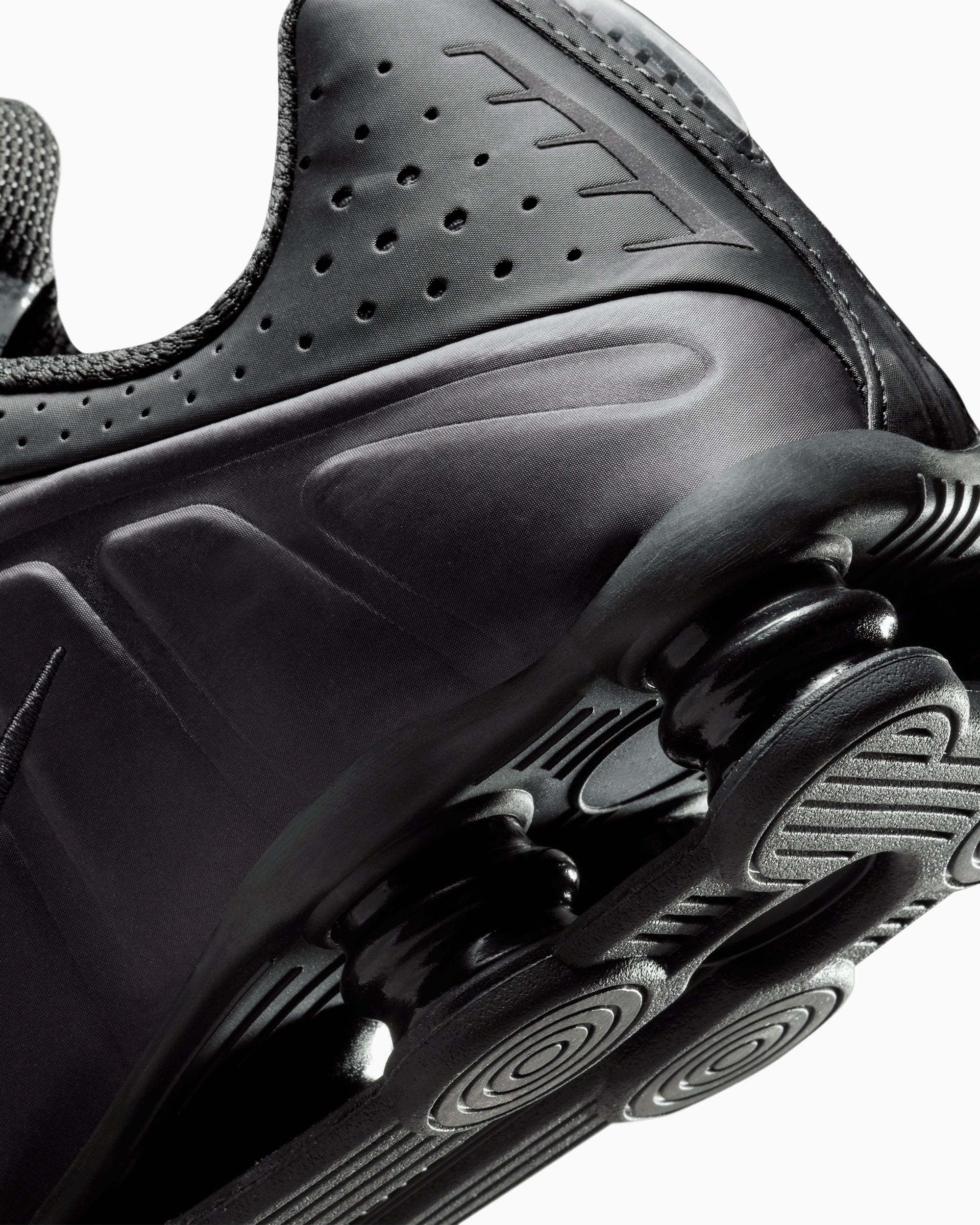 Sneakers Nike Shox R4 - HQ1988-500