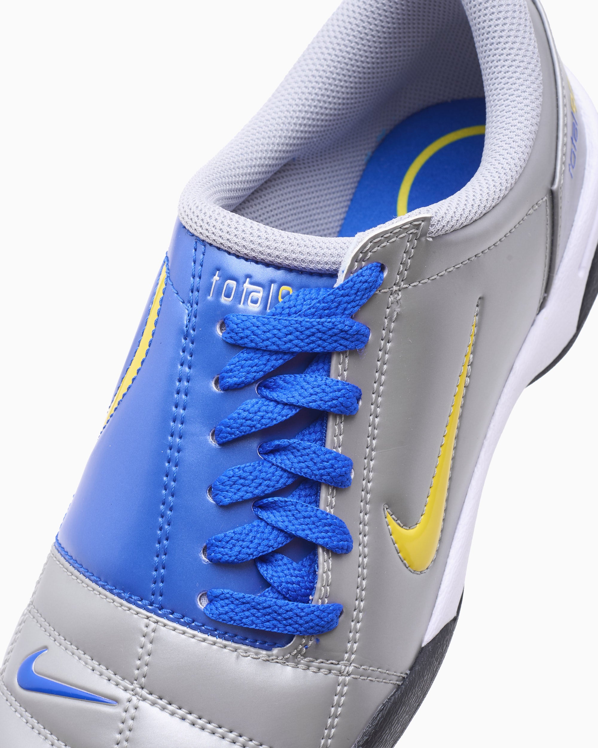 Nike Total 90 