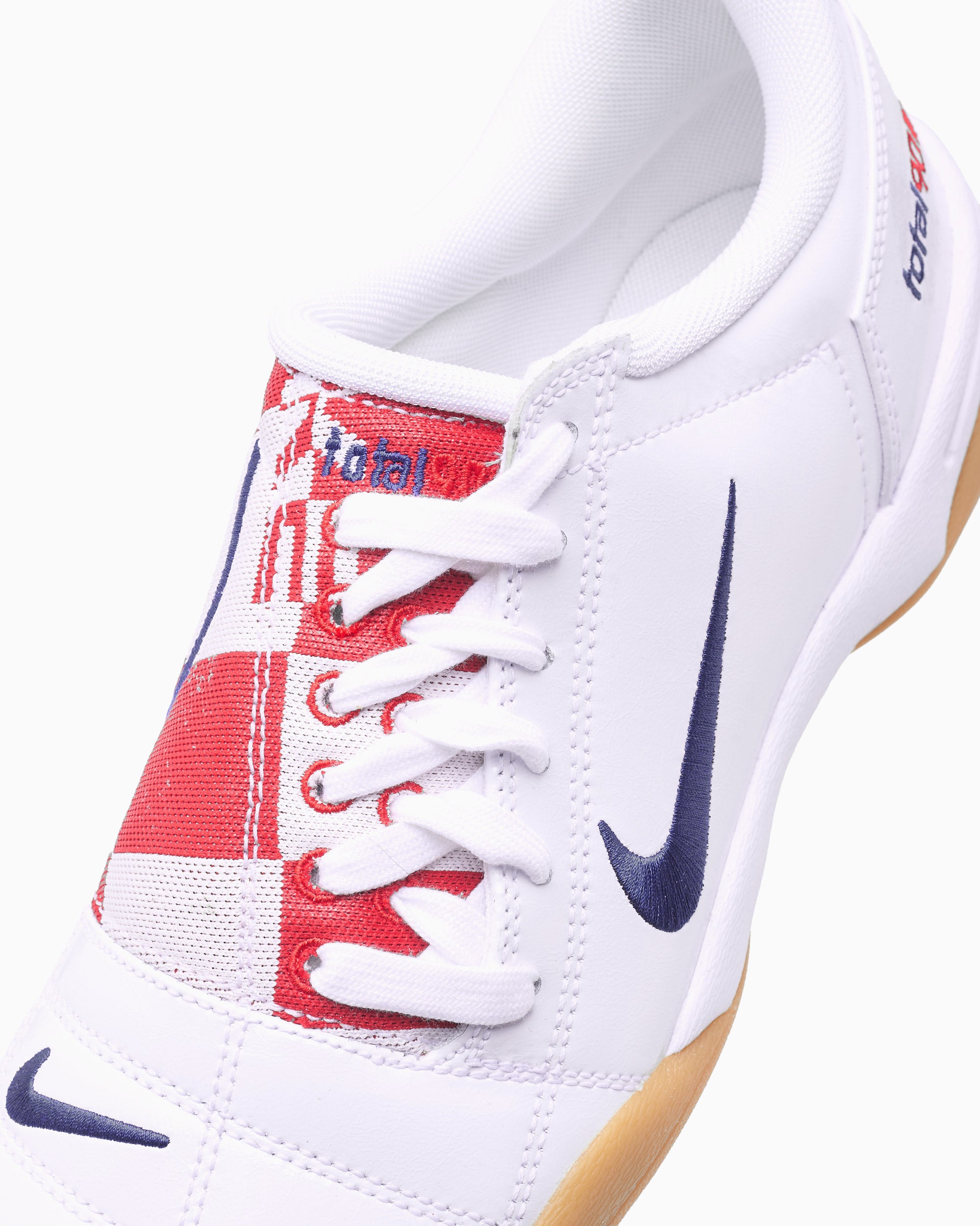 Nike Total 90 