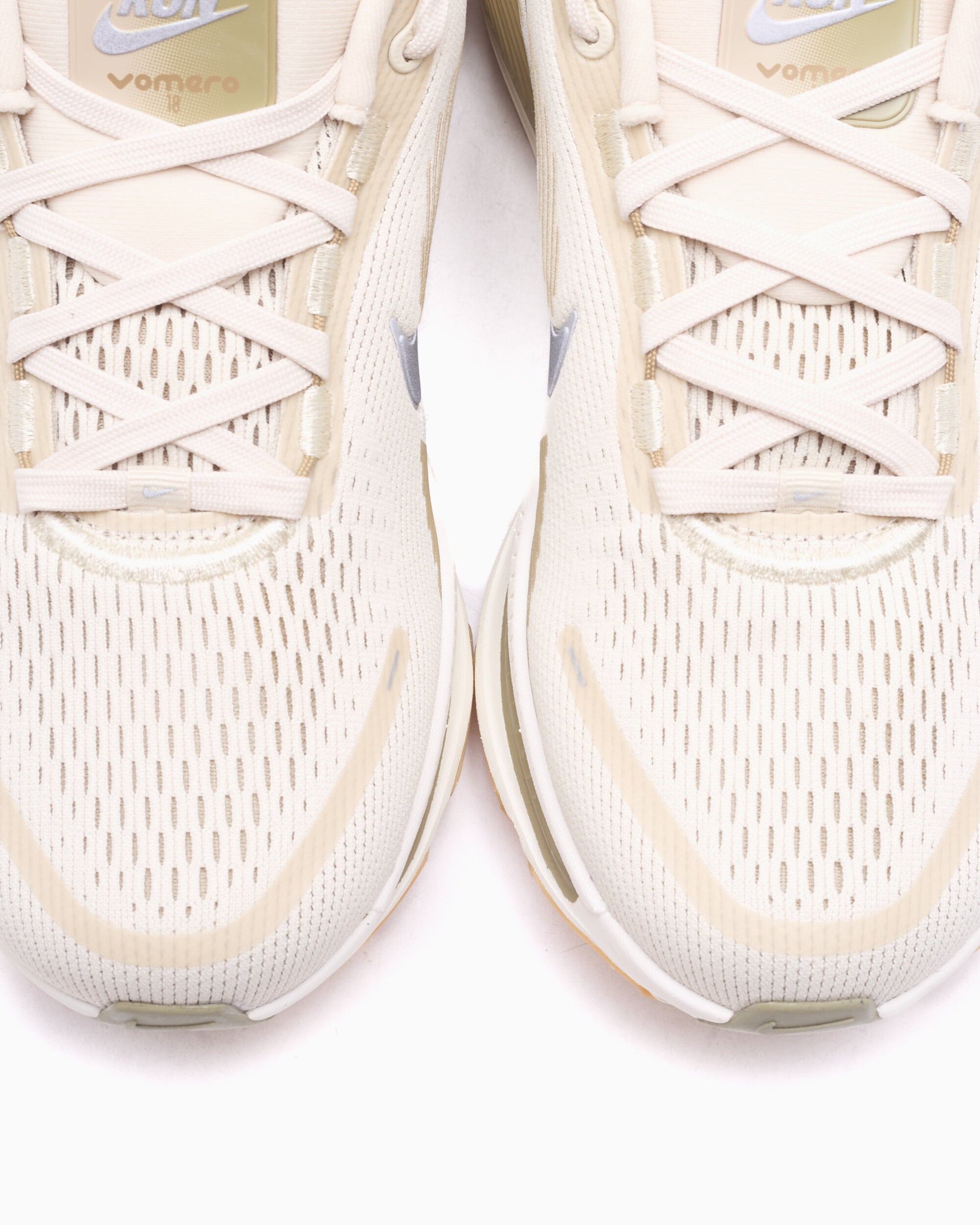 Nike Vomero 18 ESS