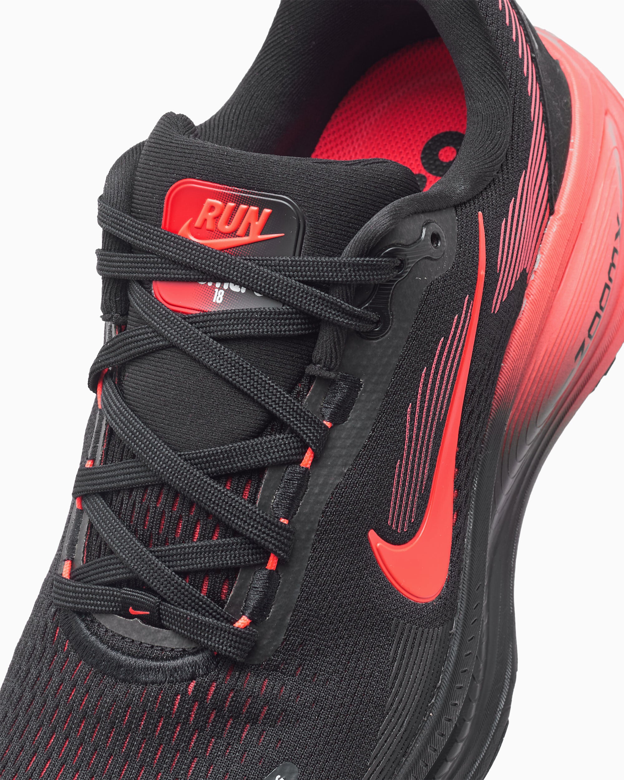 Sneakers Nike Vomero 18 - HM6803-019