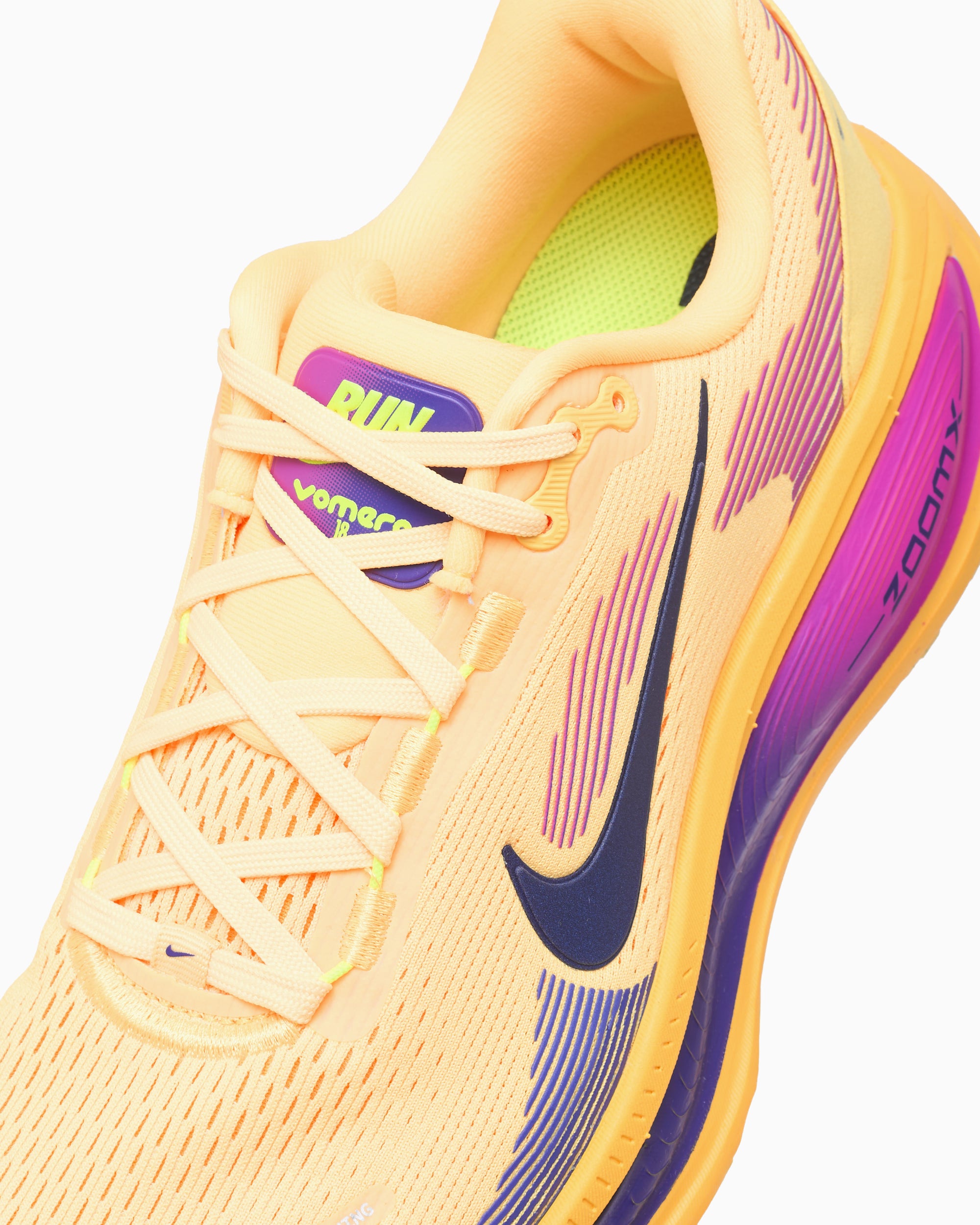 Nike Vomero 18