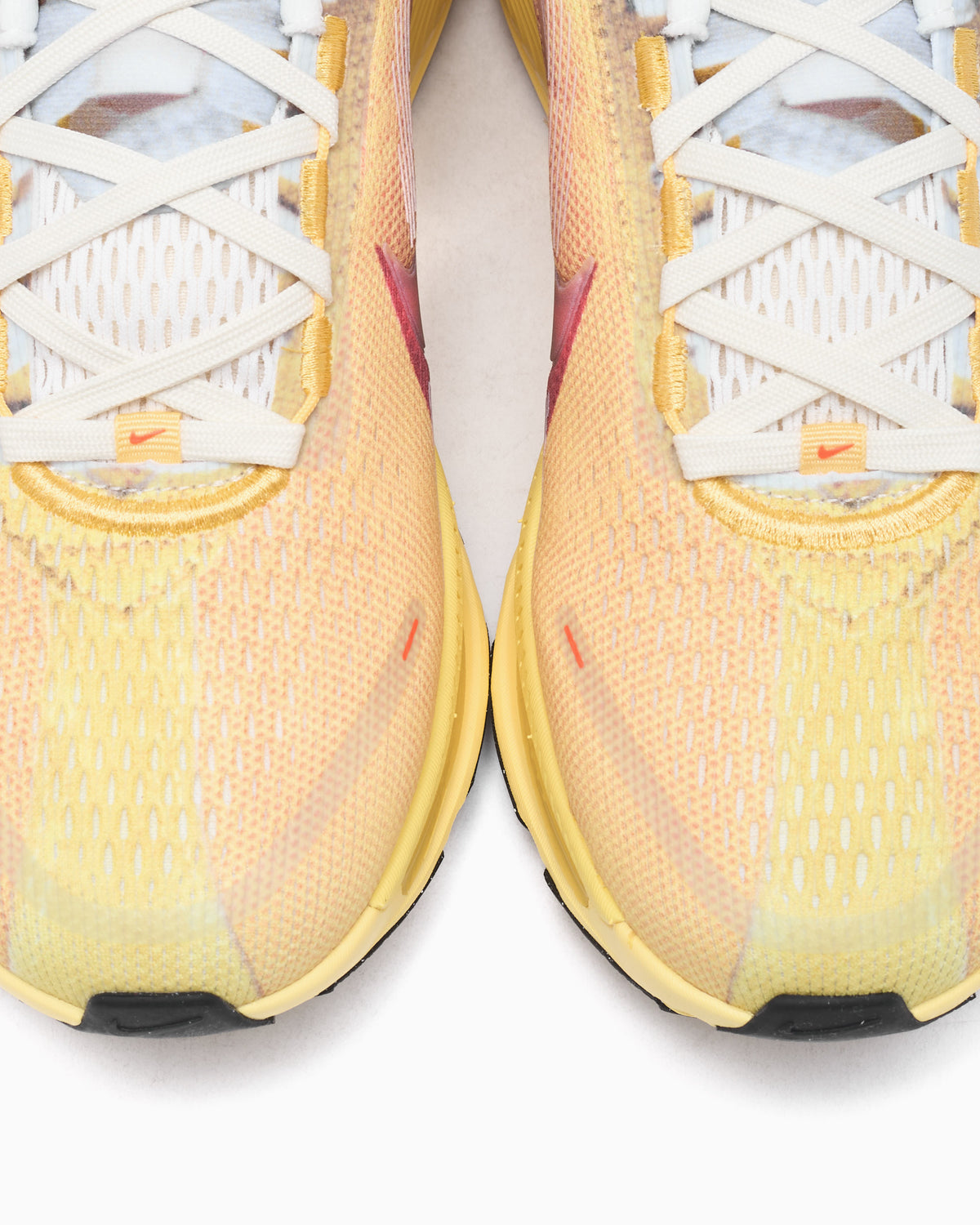 Nike Vomero 18 SE