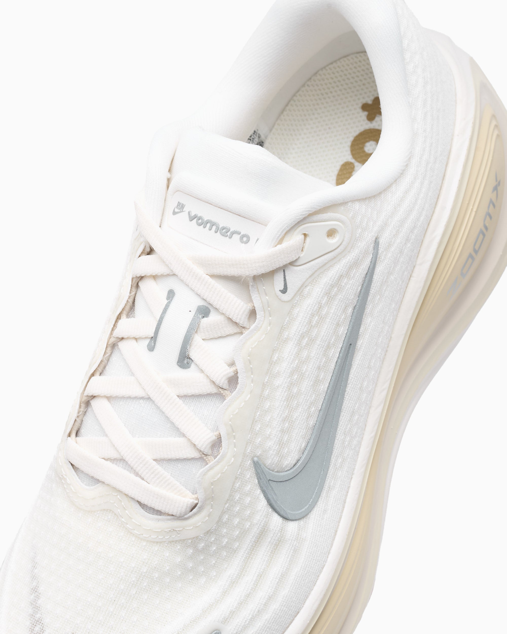 Sneakers Nike Vomero Plus Essentials - IM8336-100