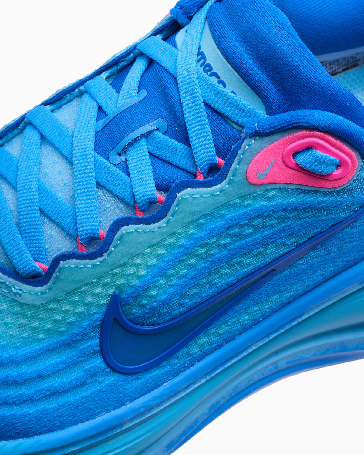 Sneakers Nike Vomero Plus - IZ1303-470