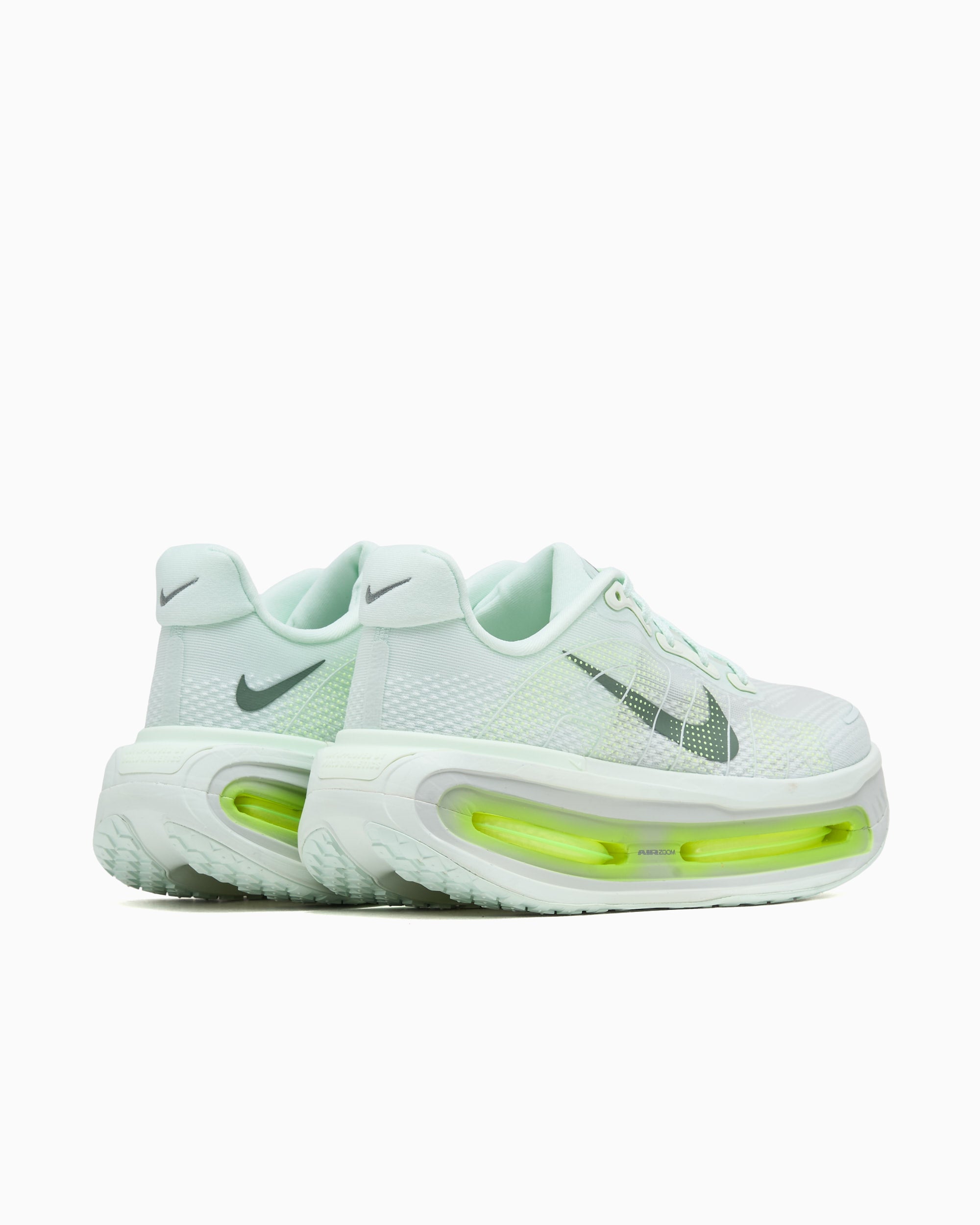 Sneakers Nike Vomero Premium - HQ2050-300