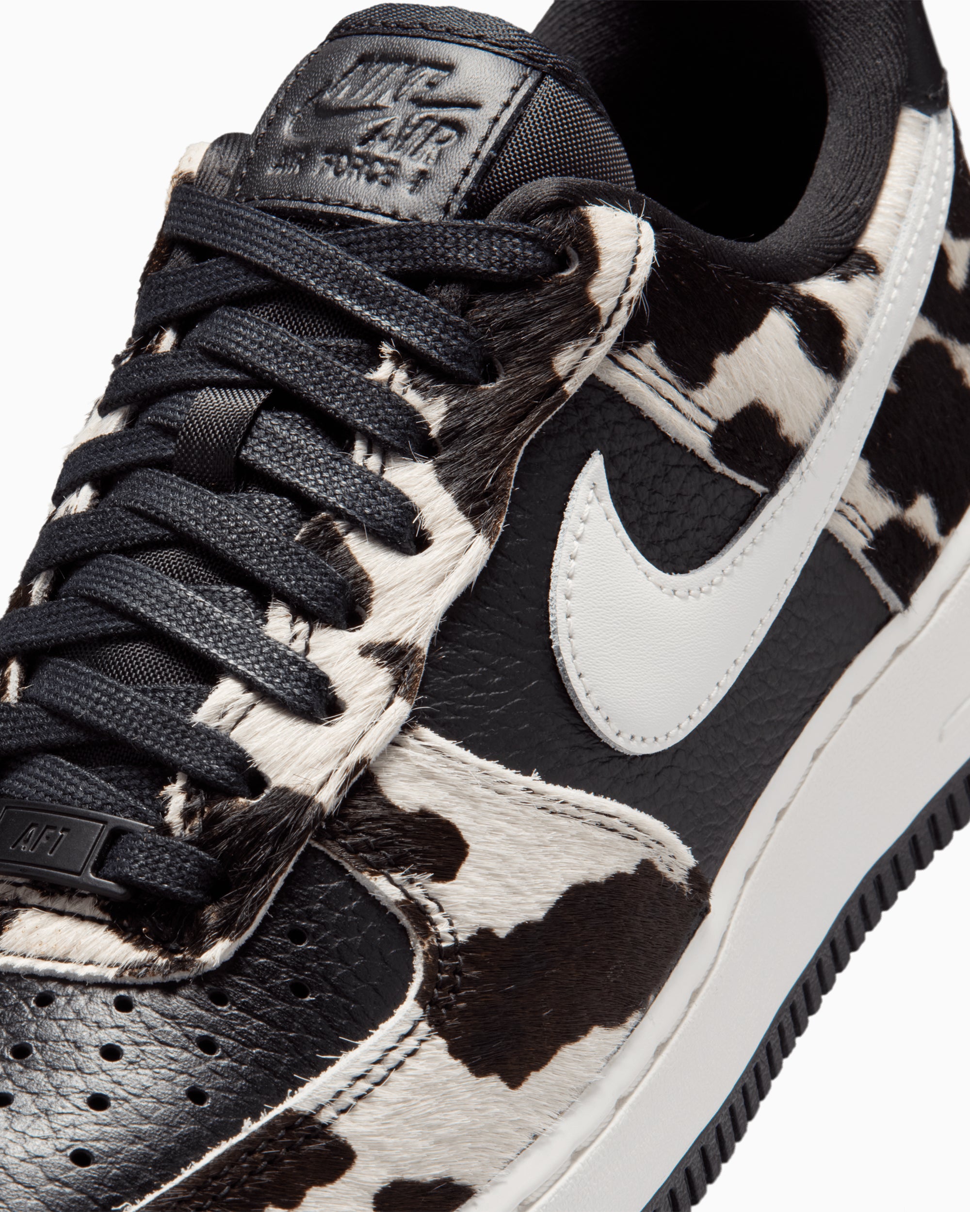 Sneakers Nike Women's Air Force 1 '07 "Cow" - IO0442-001