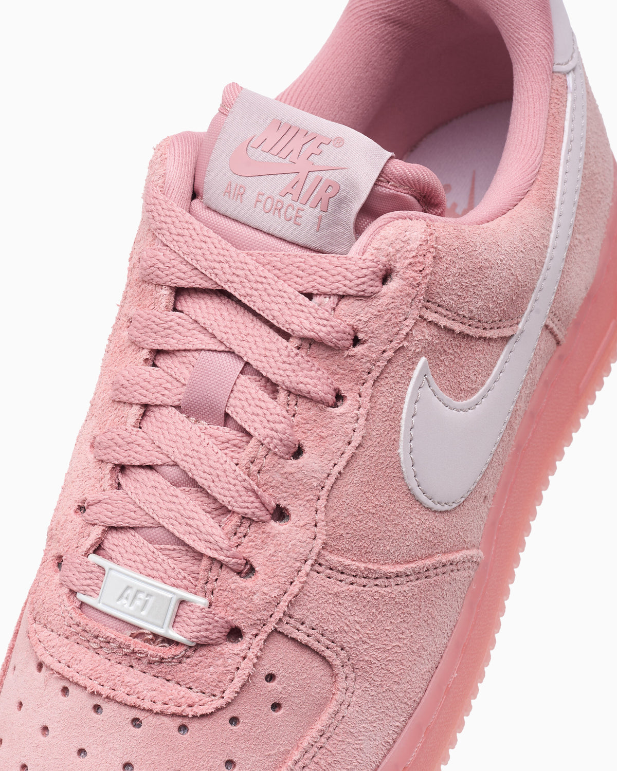 Sneakers Nike Women's Air Force 1 '07 SE Suede - IQ0136-600