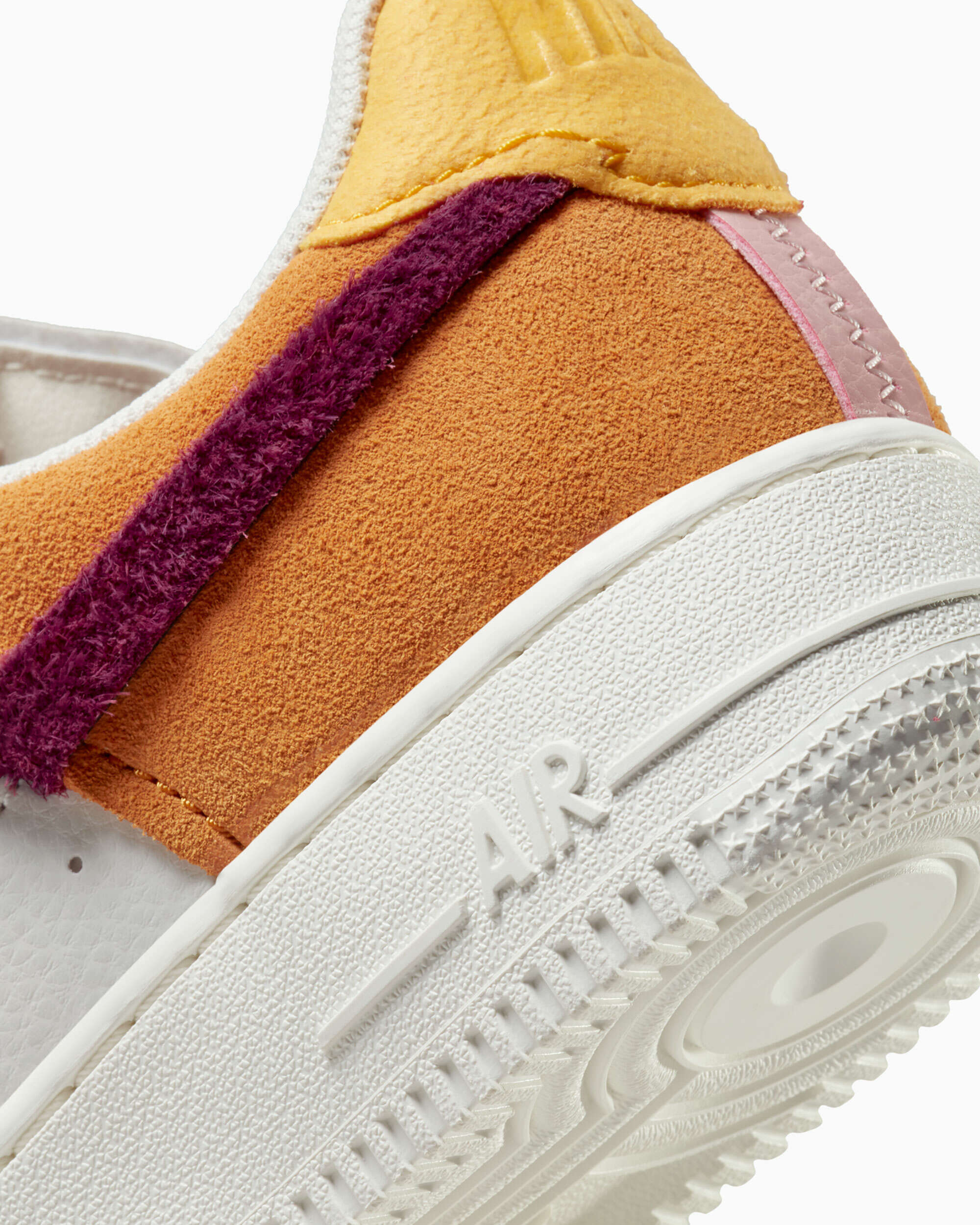 Nike Women's Air Force 1 LXX
