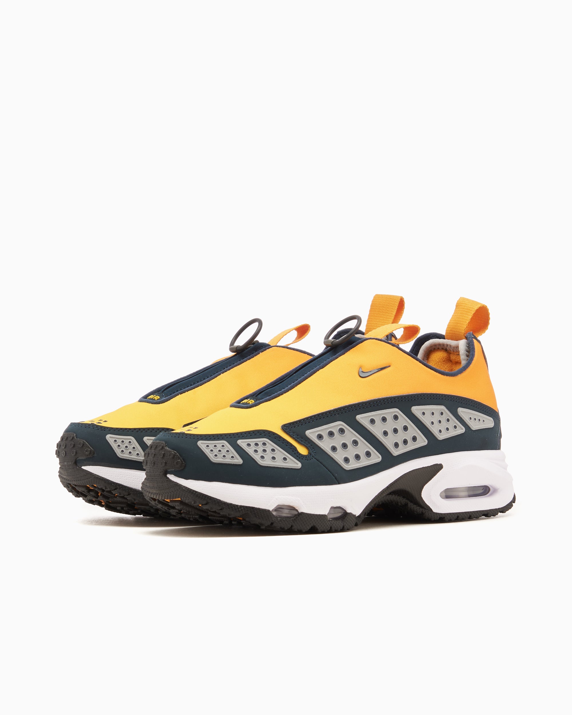 Nike Women's Air Max SNDR 